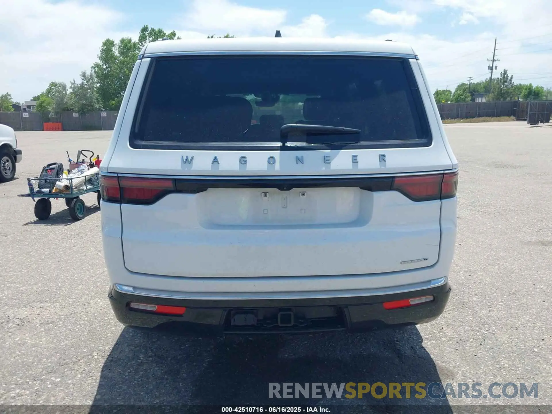 16 fotografías del automóvil dañado 1C4SJVBPXRS132956 JEEP WAGONEER 2024