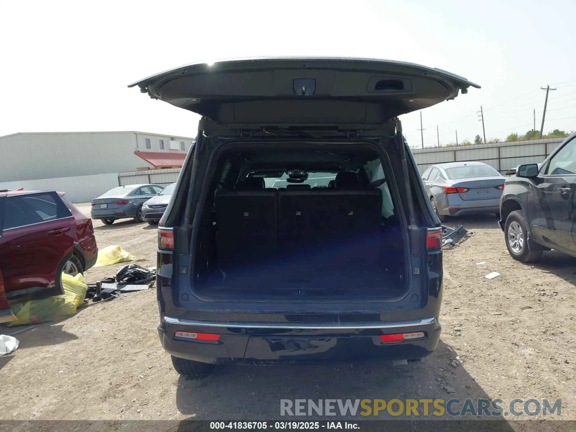 18 fotografías del automóvil dañado 1C4SJVDP7RS175096 JEEP WAGONEER 2024