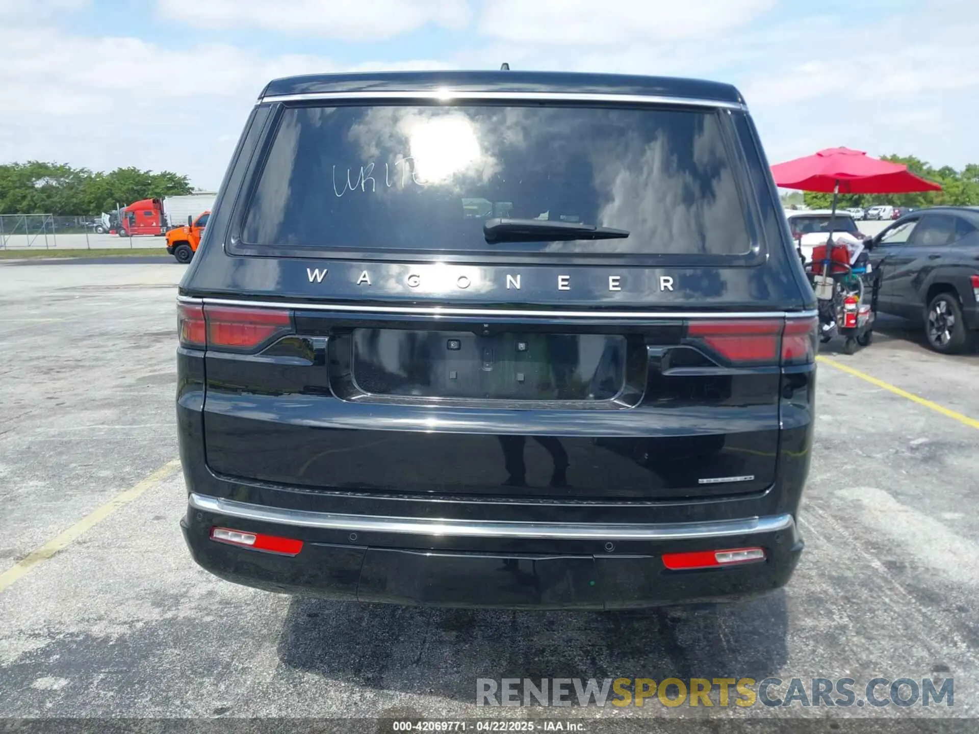 16 fotografías del automóvil dañado 1C4SJRBP0RS145805 JEEP WAGONEER L 2024