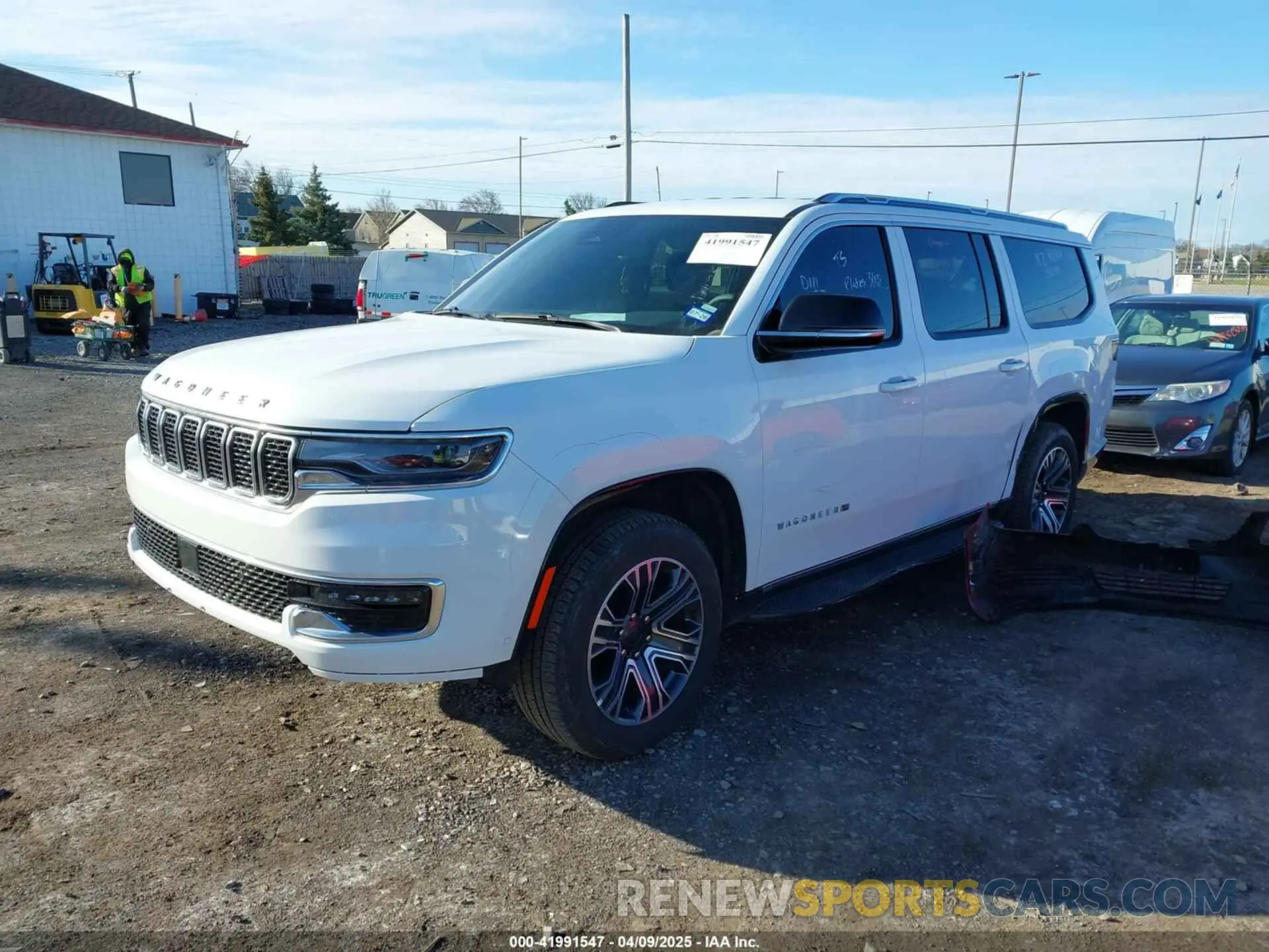 2 fotografías del automóvil dañado 1C4SJRBPXRS184269 JEEP WAGONEER L 2024