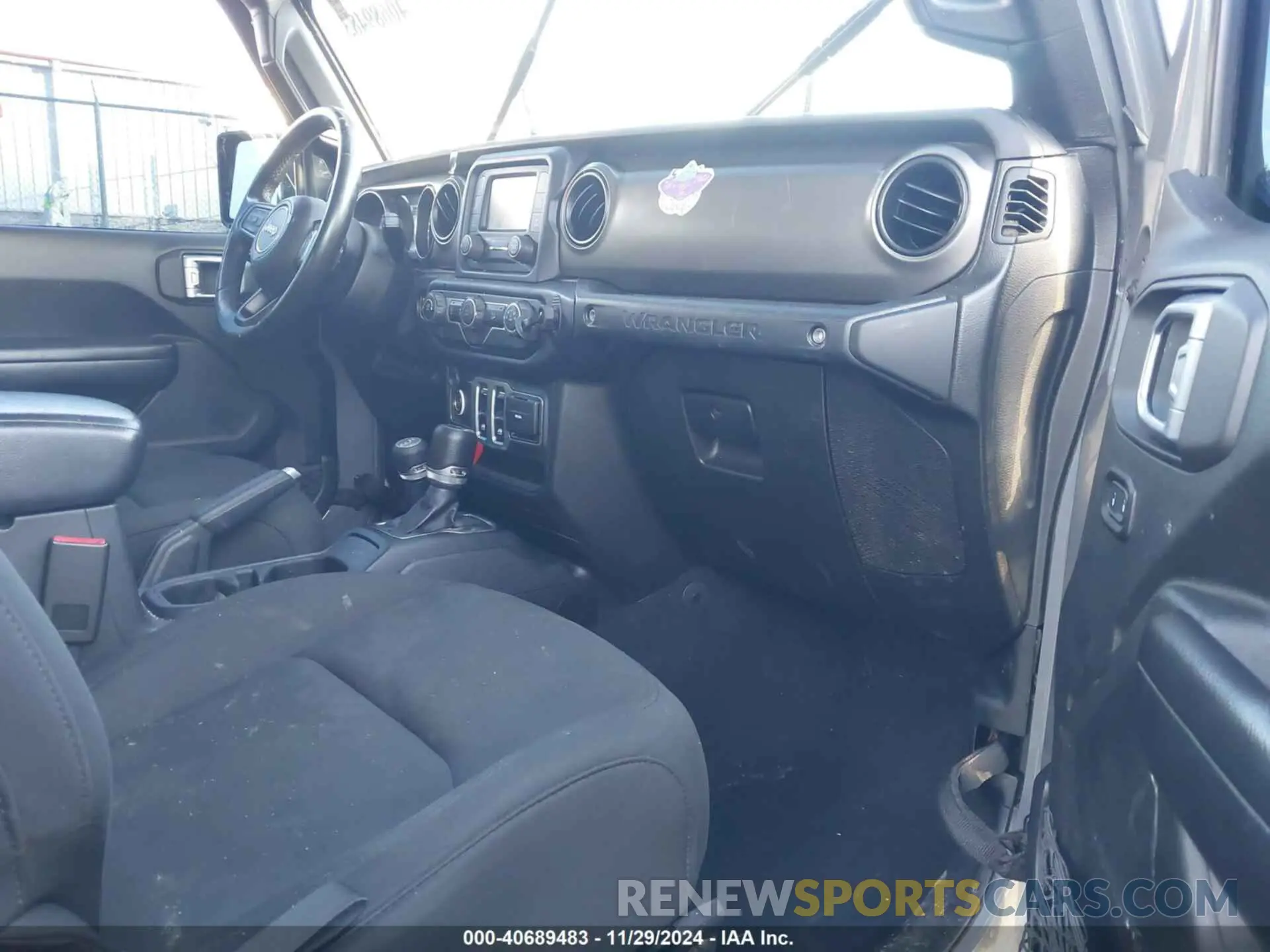 5 fotografías del automóvil dañado 1C4GJXAG3KW518815 JEEP WRANGLER 2019