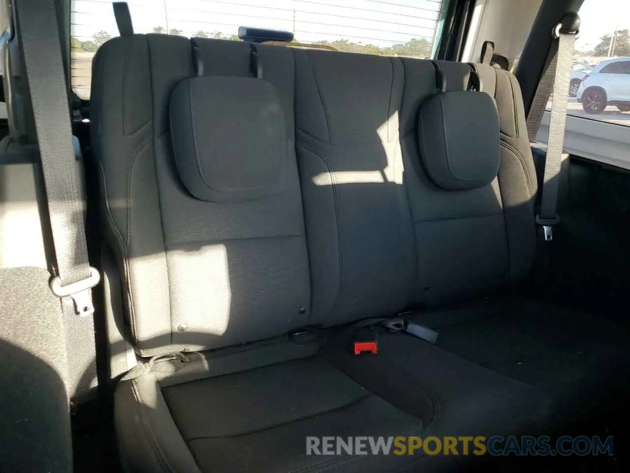 11 fotografías del automóvil dañado 1C4GJXAG3KW664311 JEEP WRANGLER 2019