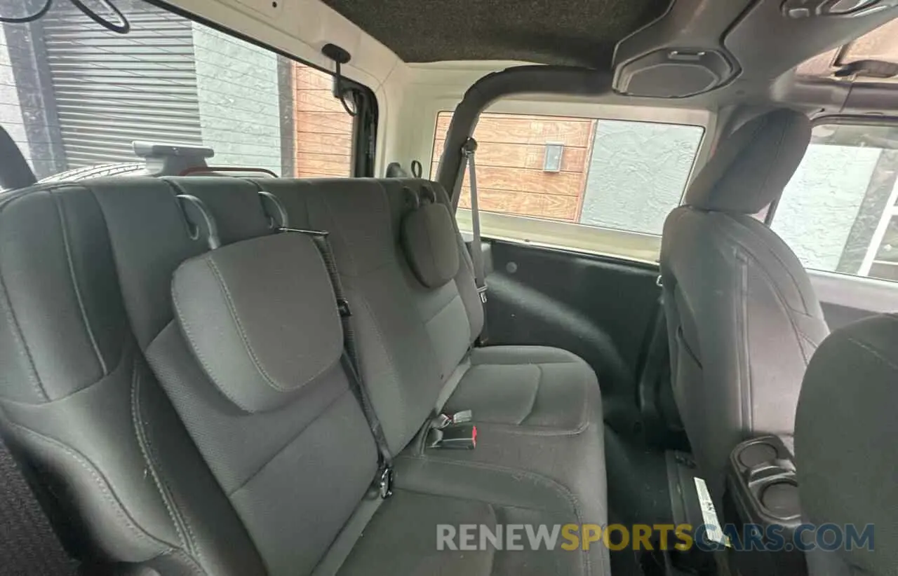 6 fotografías del automóvil dañado 1C4GJXAG6KW538797 JEEP WRANGLER 2019