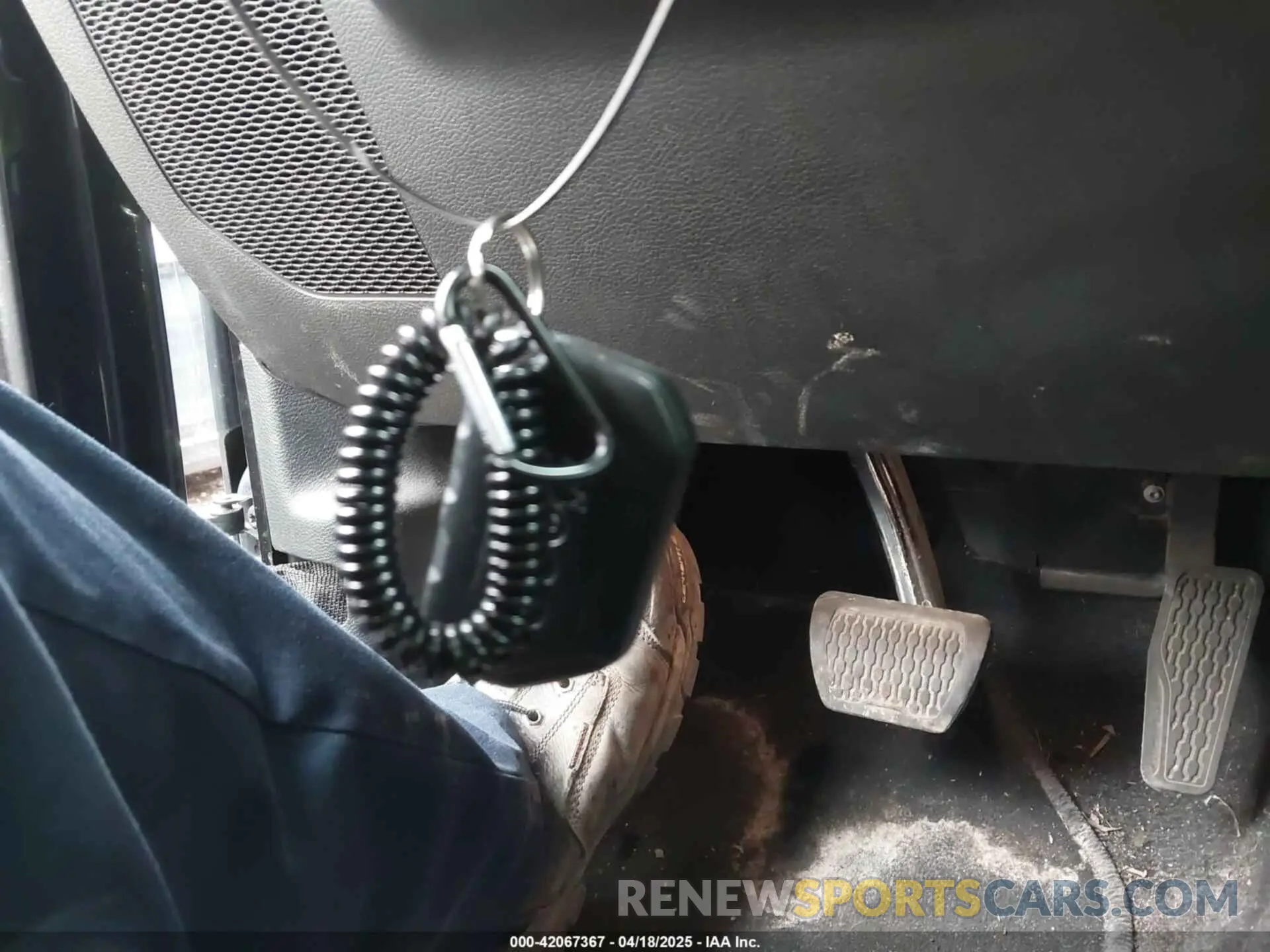 11 fotografías del automóvil dañado 1C4GJXAGXKW538902 JEEP WRANGLER 2019