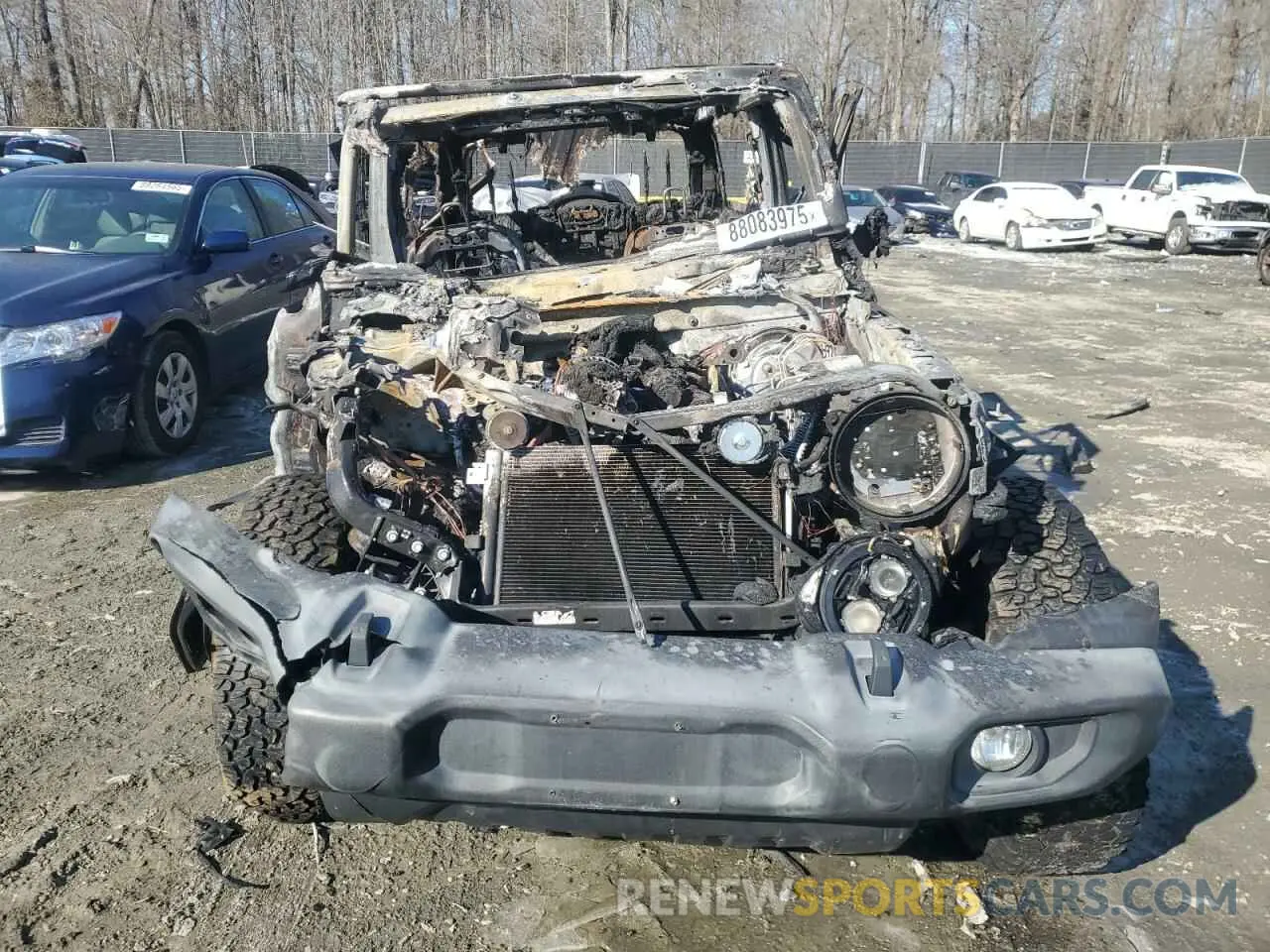 5 fotografías del automóvil dañado 1C4HJXDG9KW556873 JEEP WRANGLER 2019