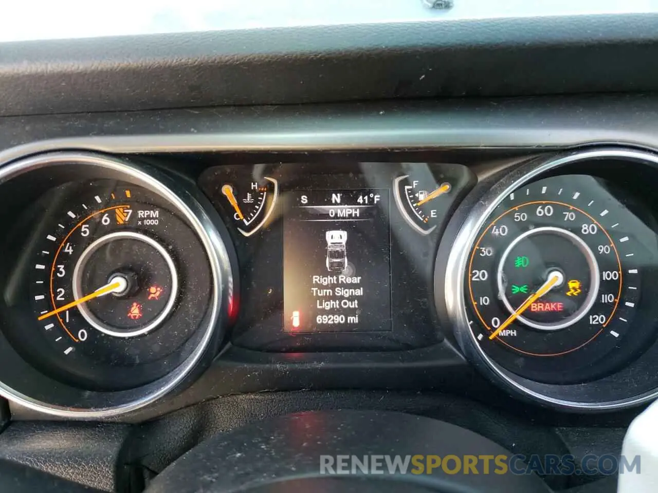 9 fotografías del automóvil dañado 1C4HJXDG9KW561720 JEEP WRANGLER 2019