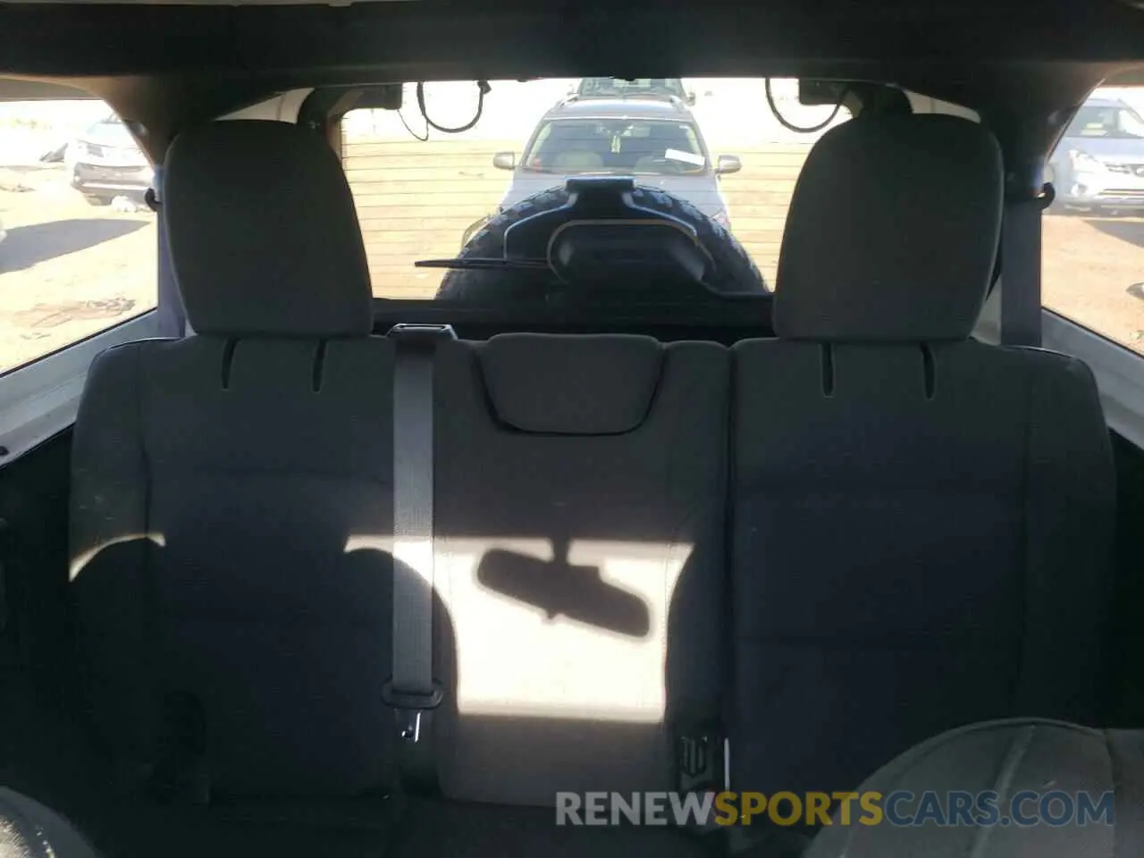 10 fotografías del automóvil dañado 1C4HJXDN5KW618591 JEEP WRANGLER 2019