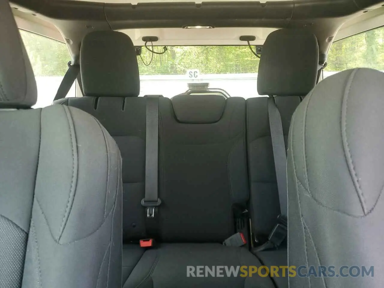 10 fotografías del automóvil dañado 1C4HJXEN1KW504490 JEEP WRANGLER 2019