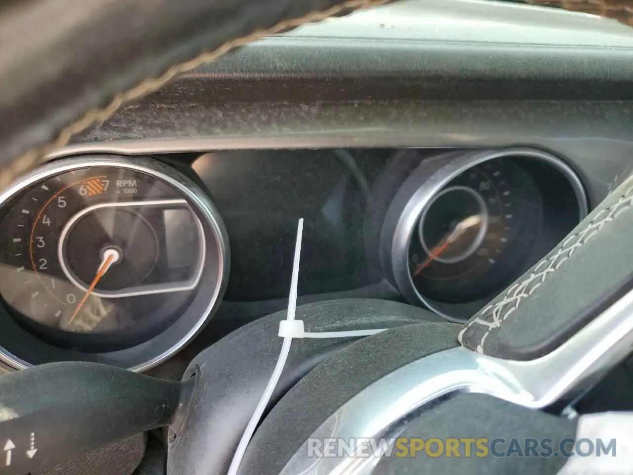 9 fotografías del automóvil dañado 1C4HJXENXKW593458 JEEP WRANGLER 2019