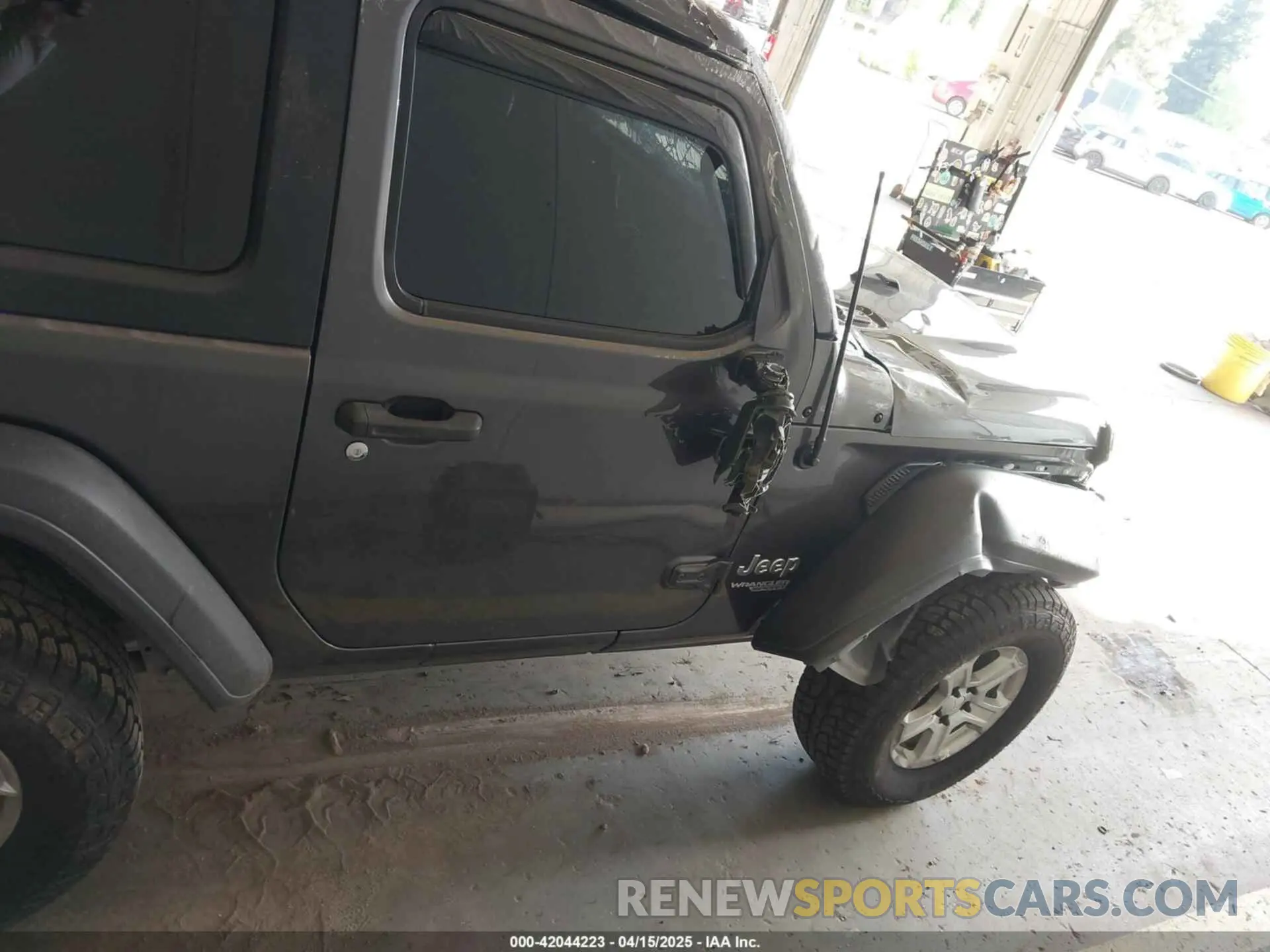 14 fotografías del automóvil dañado 1C4GJXAG4LW237057 JEEP WRANGLER 2020