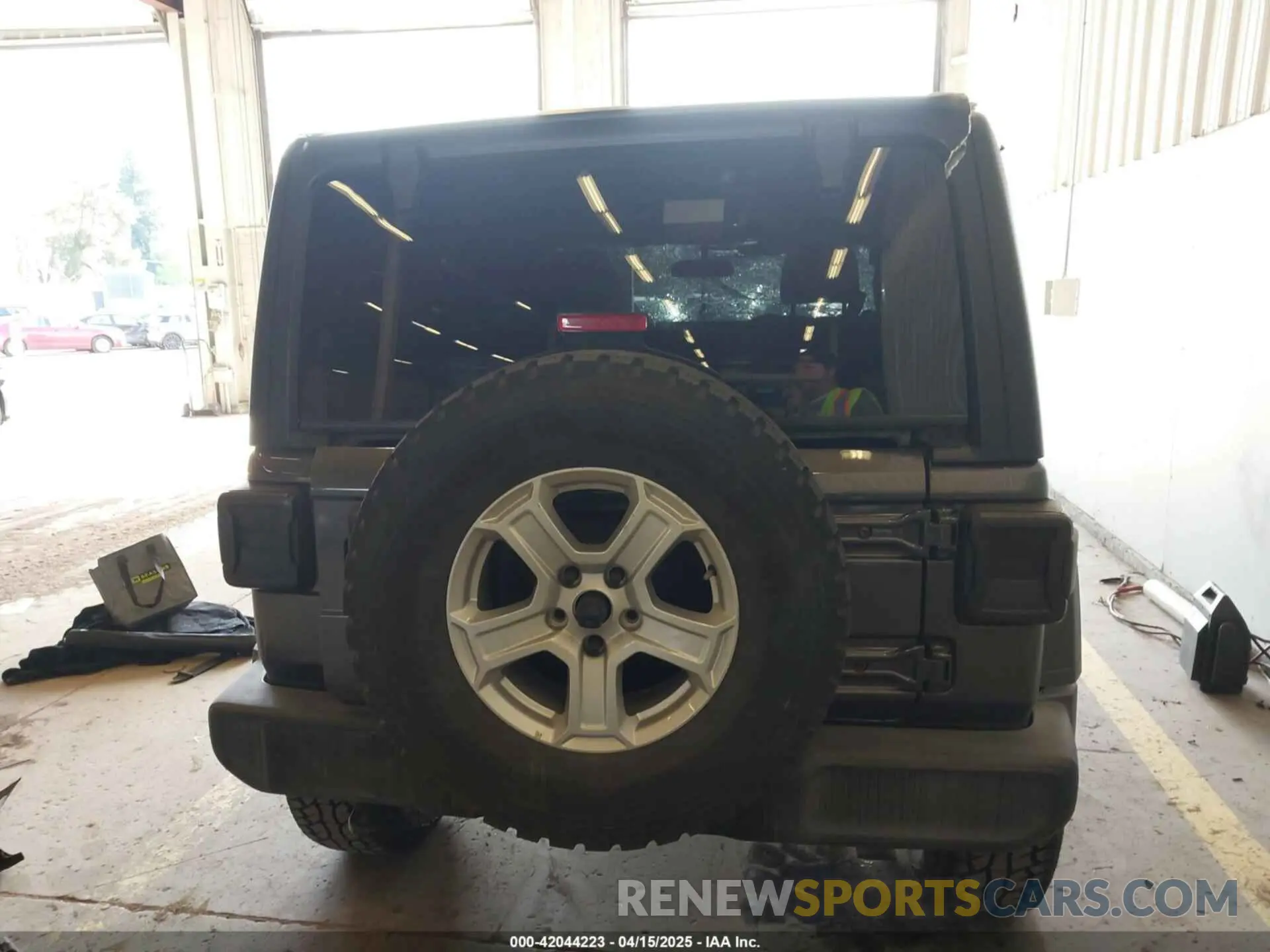 17 fotografías del automóvil dañado 1C4GJXAG4LW237057 JEEP WRANGLER 2020