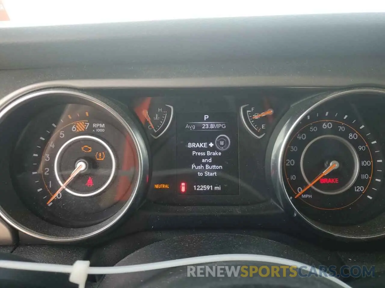 9 fotografías del automóvil dañado 1C4HJXDN2LW113951 JEEP WRANGLER 2020