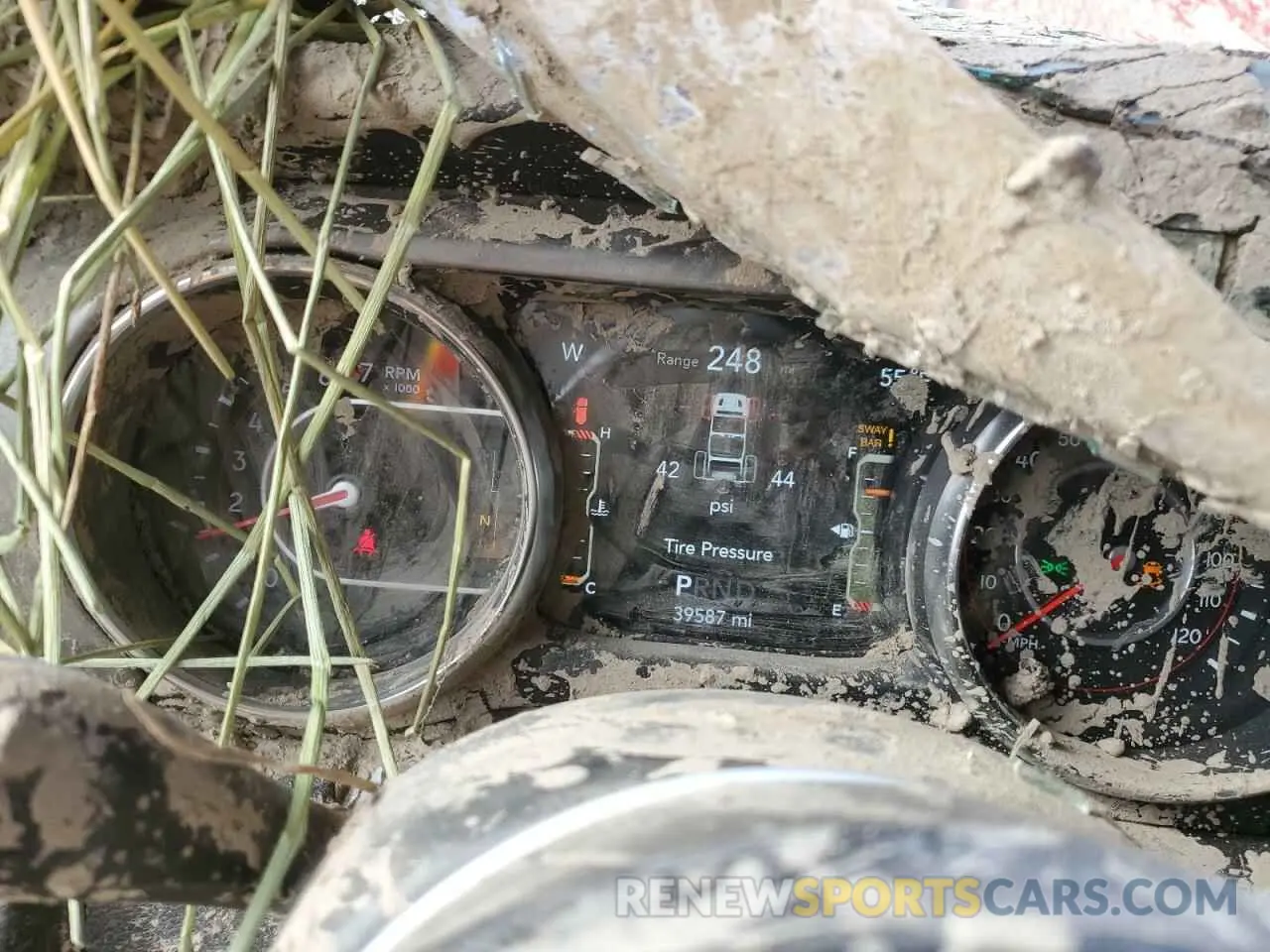 9 fotografías del automóvil dañado 1C4HJXFN3LW107654 JEEP WRANGLER 2020