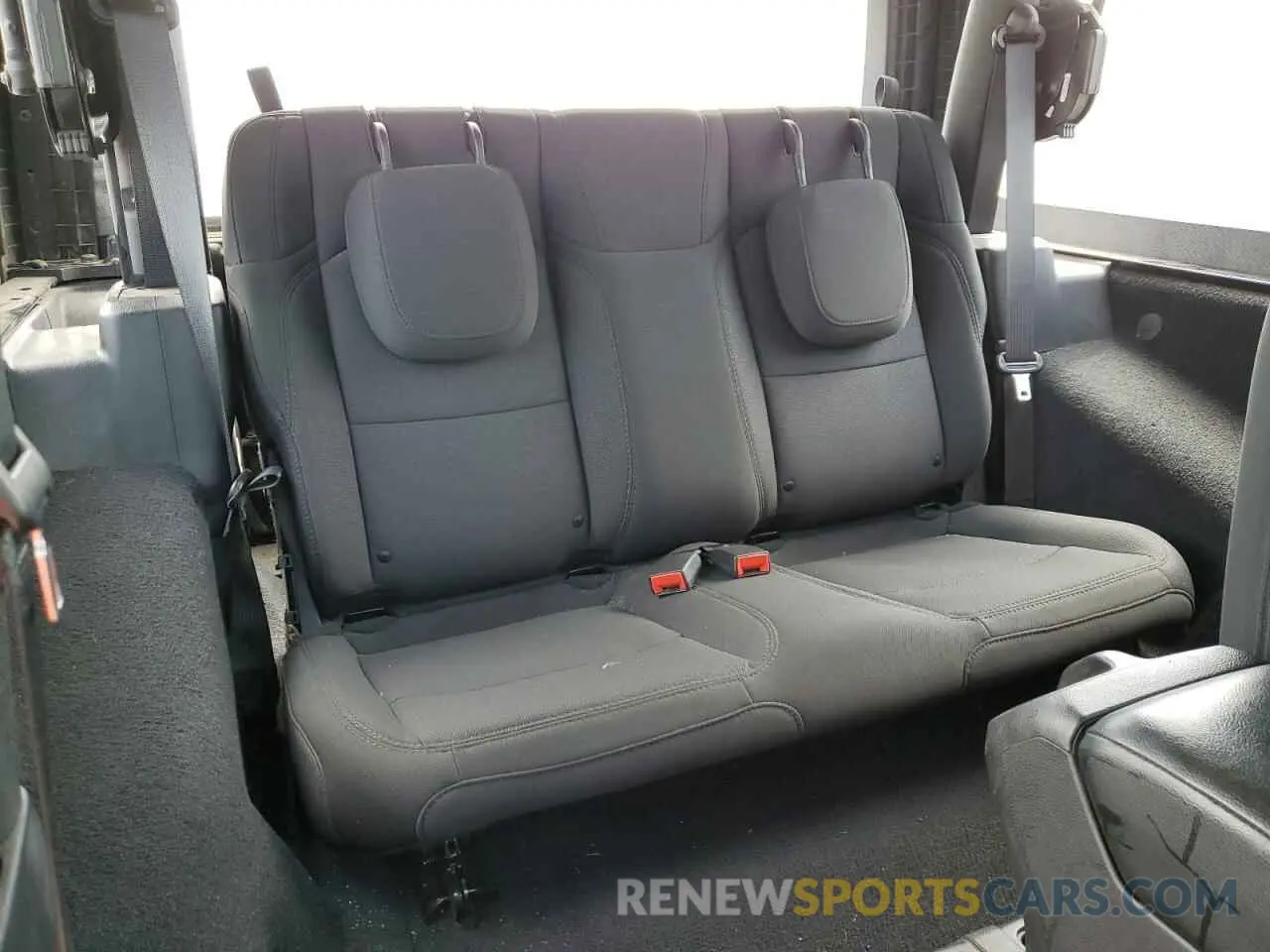 10 fotografías del automóvil dañado 1C4GJXAG1MW637028 JEEP WRANGLER 2021