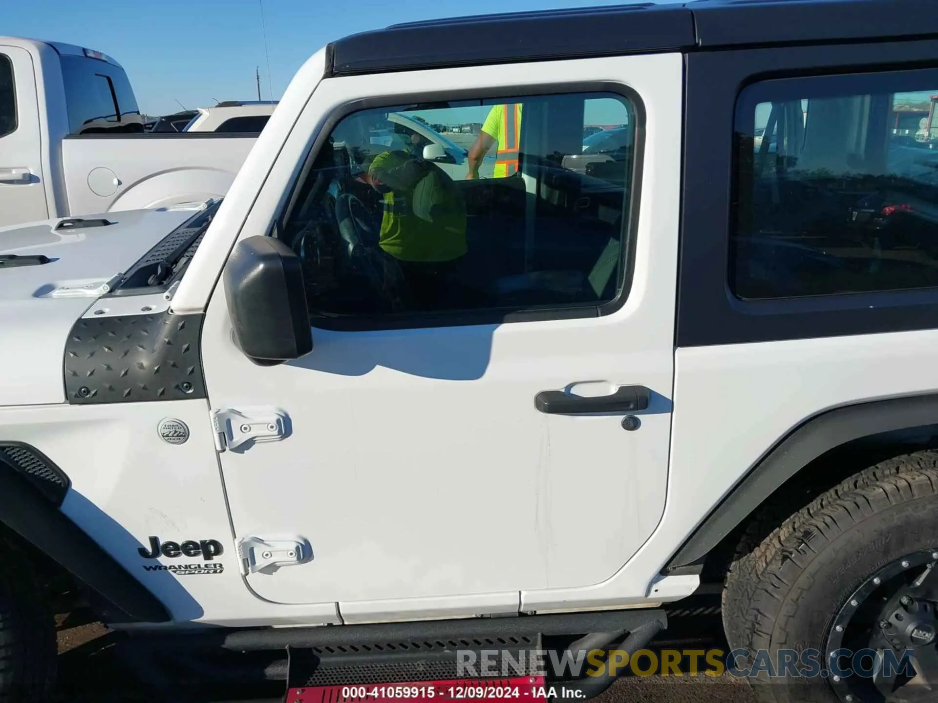 14 fotografías del automóvil dañado 1C4GJXAN2MW663880 JEEP WRANGLER 2021