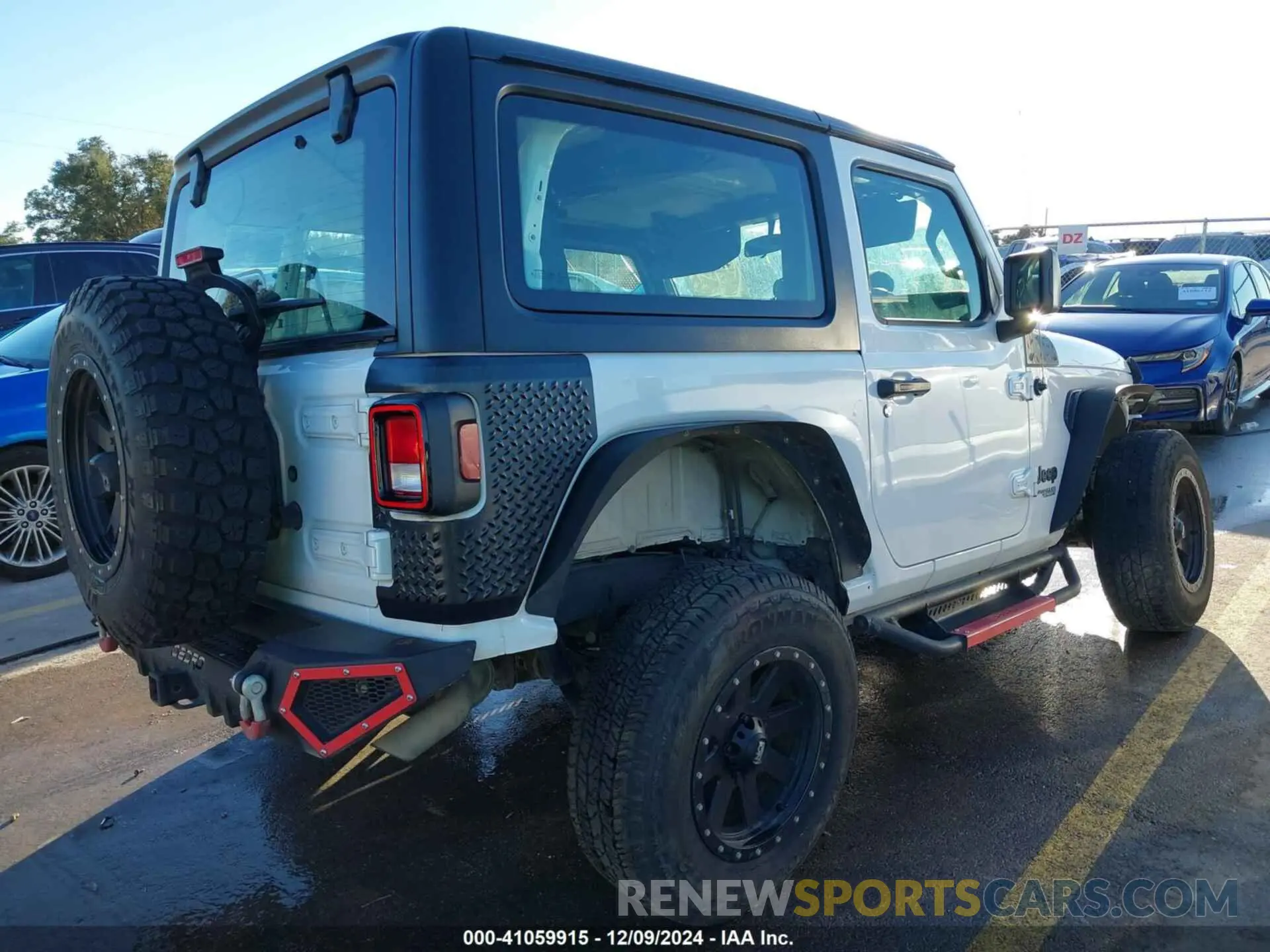 4 fotografías del automóvil dañado 1C4GJXAN2MW663880 JEEP WRANGLER 2021