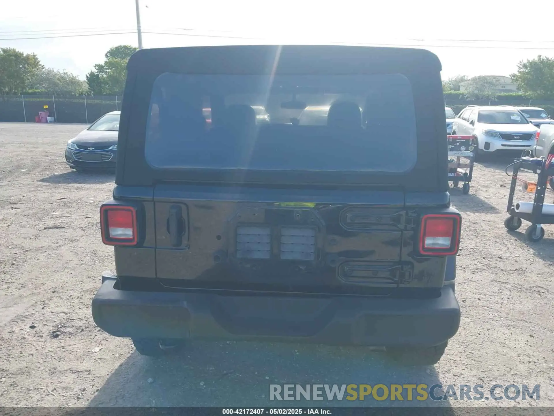 16 fotografías del automóvil dañado 1C4GJXAN7MW796019 JEEP WRANGLER 2021