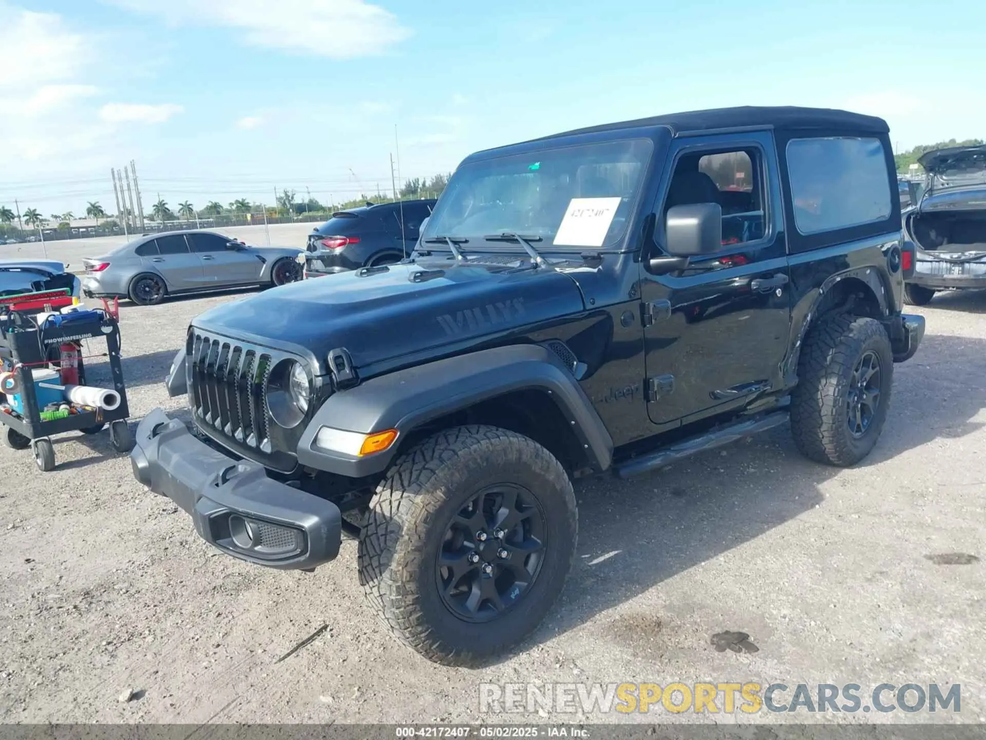 2 fotografías del automóvil dañado 1C4GJXAN7MW796019 JEEP WRANGLER 2021