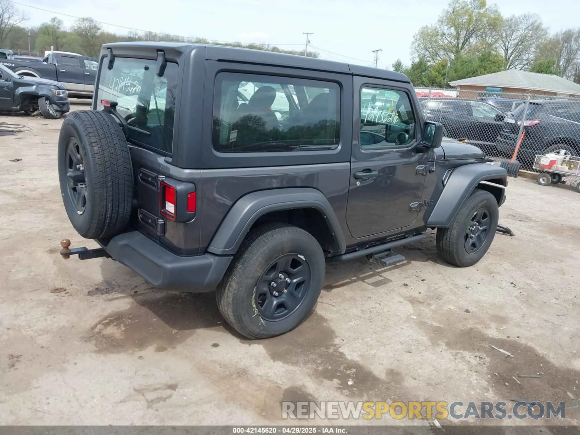 4 fotografías del automóvil dañado 1C4GJXAN8NW223101 JEEP WRANGLER 2022