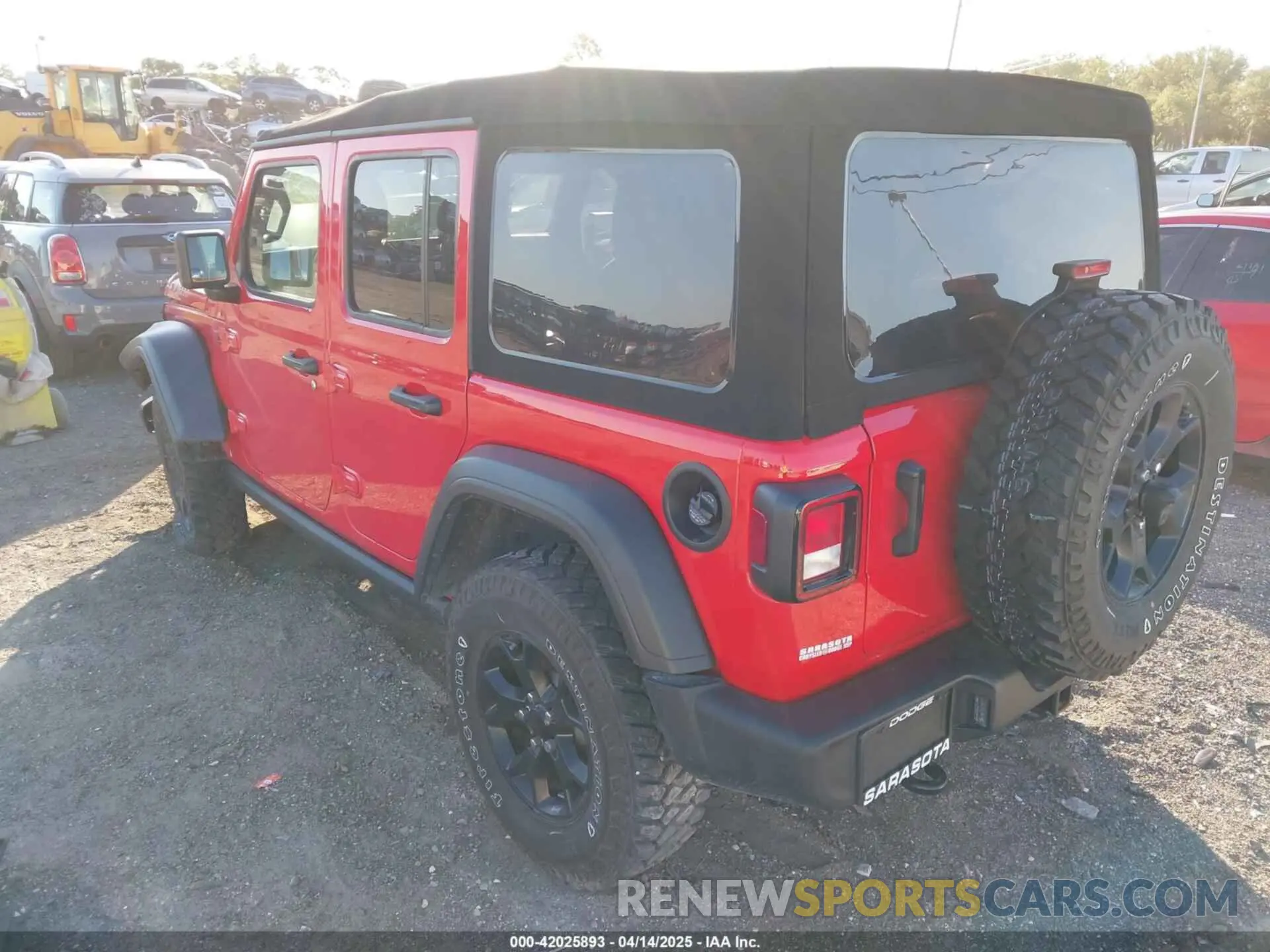 3 fotografías del automóvil dañado 1C4HJXDN3NW129708 JEEP WRANGLER 2022