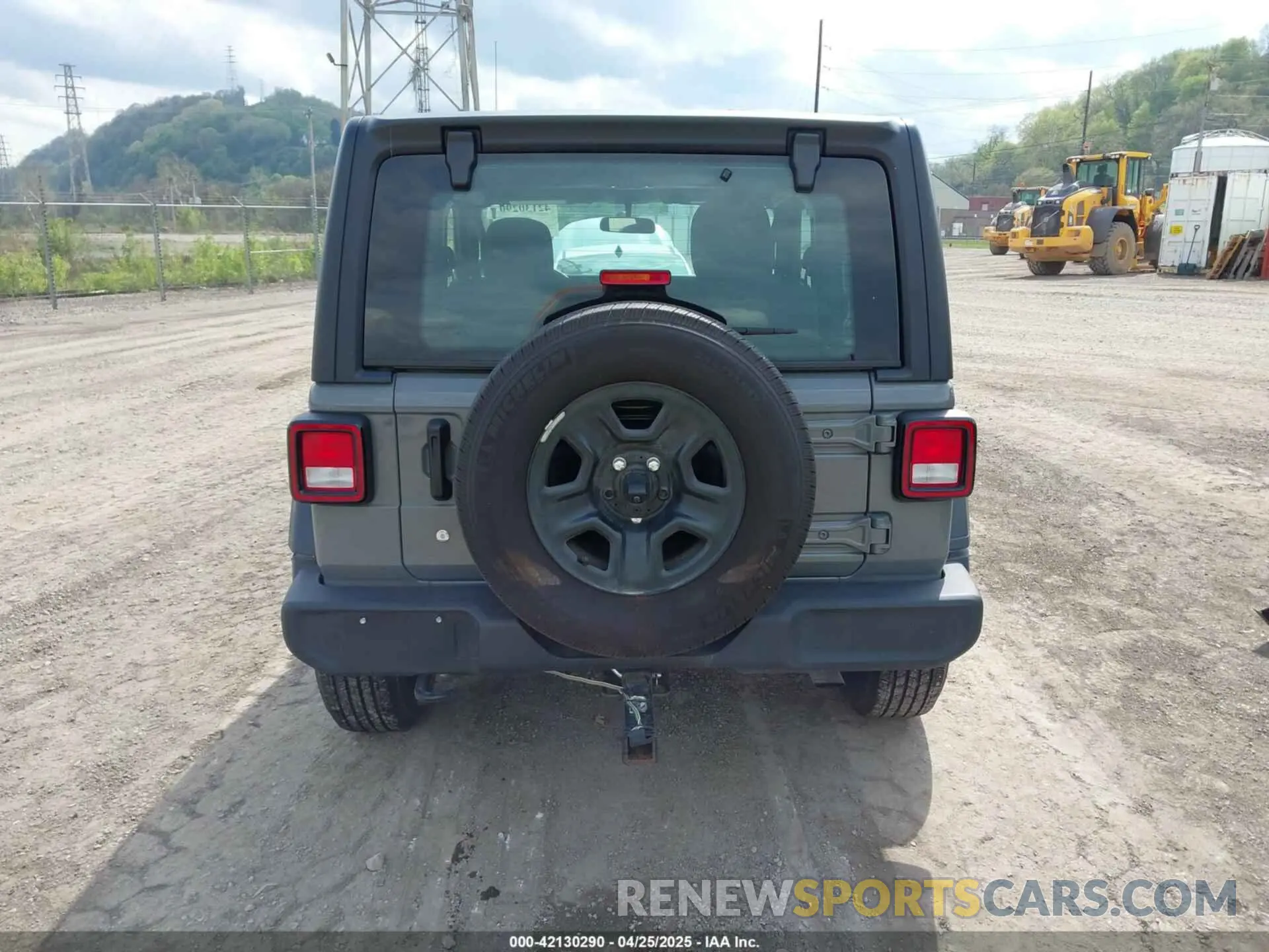 17 fotografías del automóvil dañado 1C4GJXAN8PW640995 JEEP WRANGLER 2023