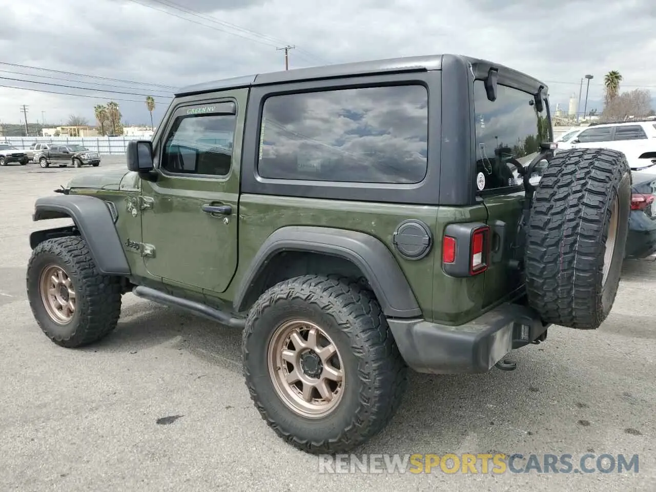 2 fotografías del automóvil dañado 1C4HJXAG3PW549980 JEEP WRANGLER 2023