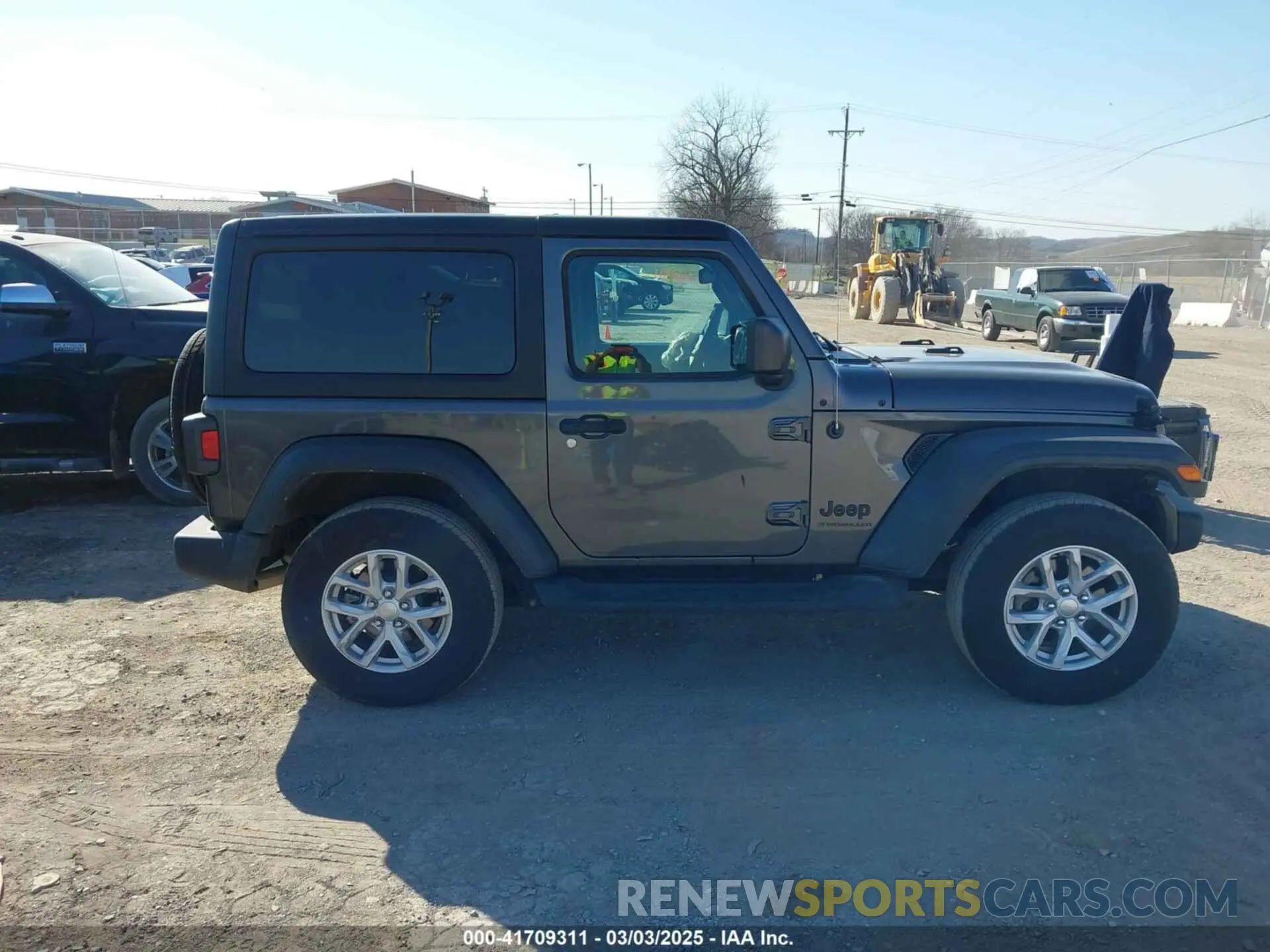 13 fotografías del automóvil dañado 1C4HJXAG8PW668480 JEEP WRANGLER 2023