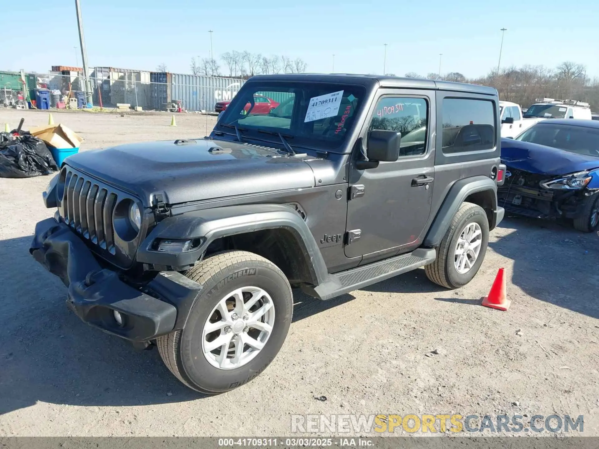 2 fotografías del automóvil dañado 1C4HJXAG8PW668480 JEEP WRANGLER 2023