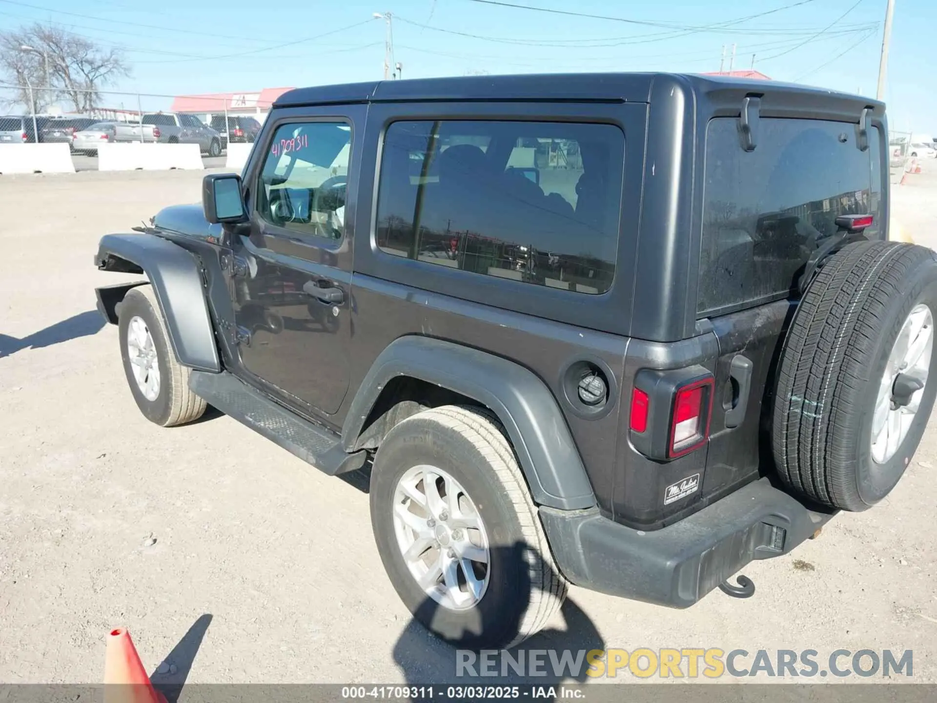 3 fotografías del automóvil dañado 1C4HJXAG8PW668480 JEEP WRANGLER 2023