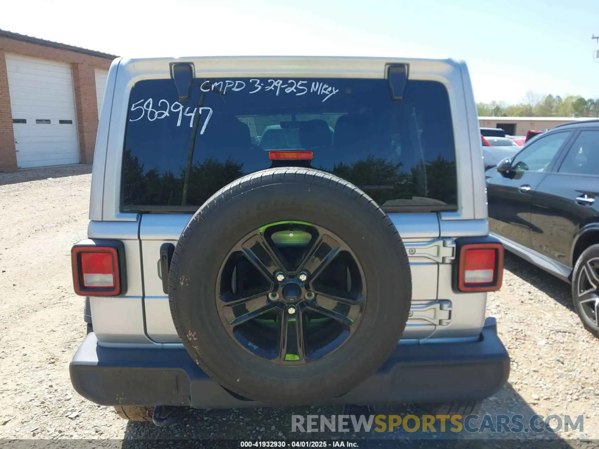 16 fotografías del automóvil dañado 1C4HJXDG0PW582947 JEEP WRANGLER 2023