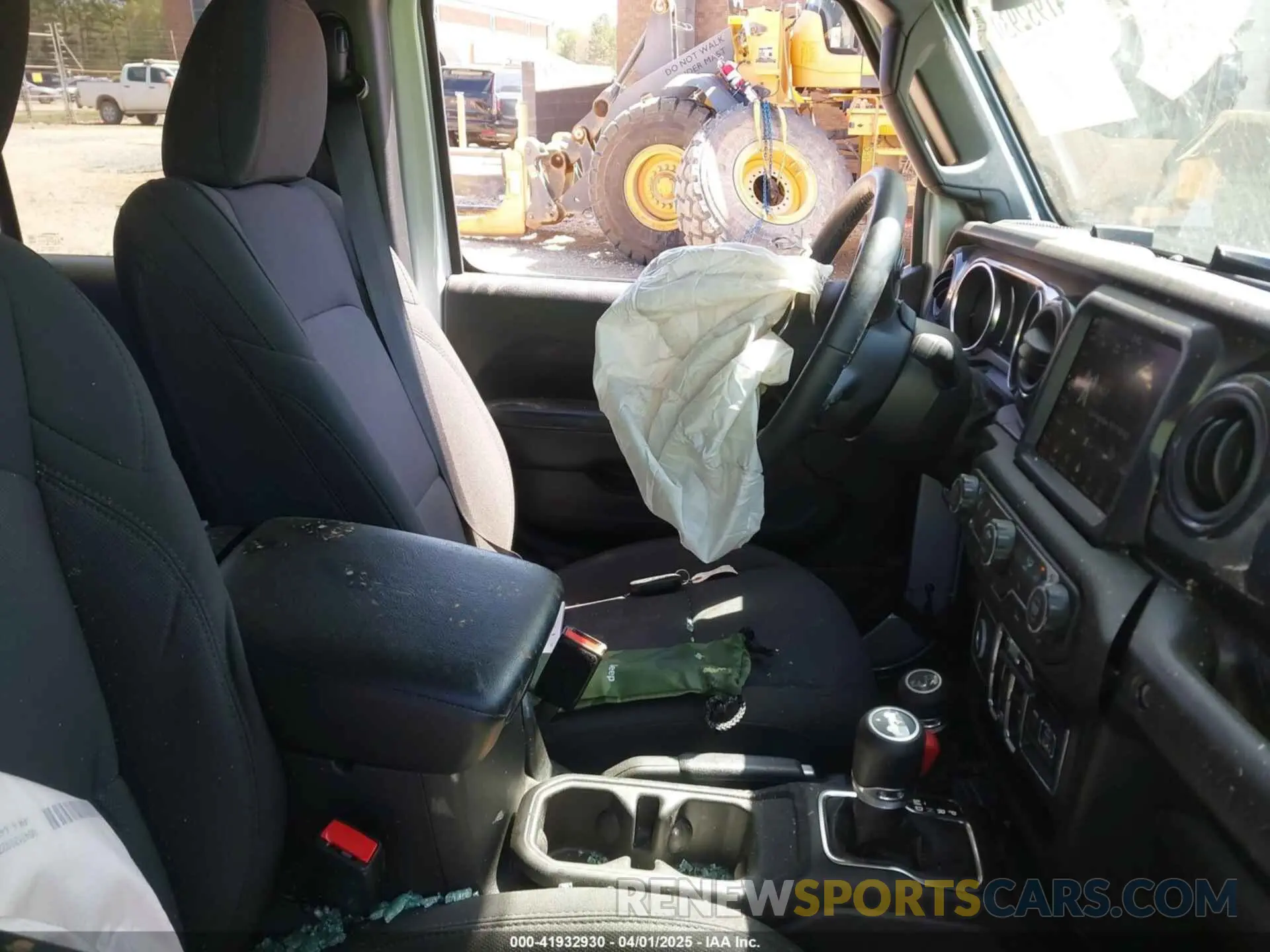 5 fotografías del automóvil dañado 1C4HJXDG0PW582947 JEEP WRANGLER 2023