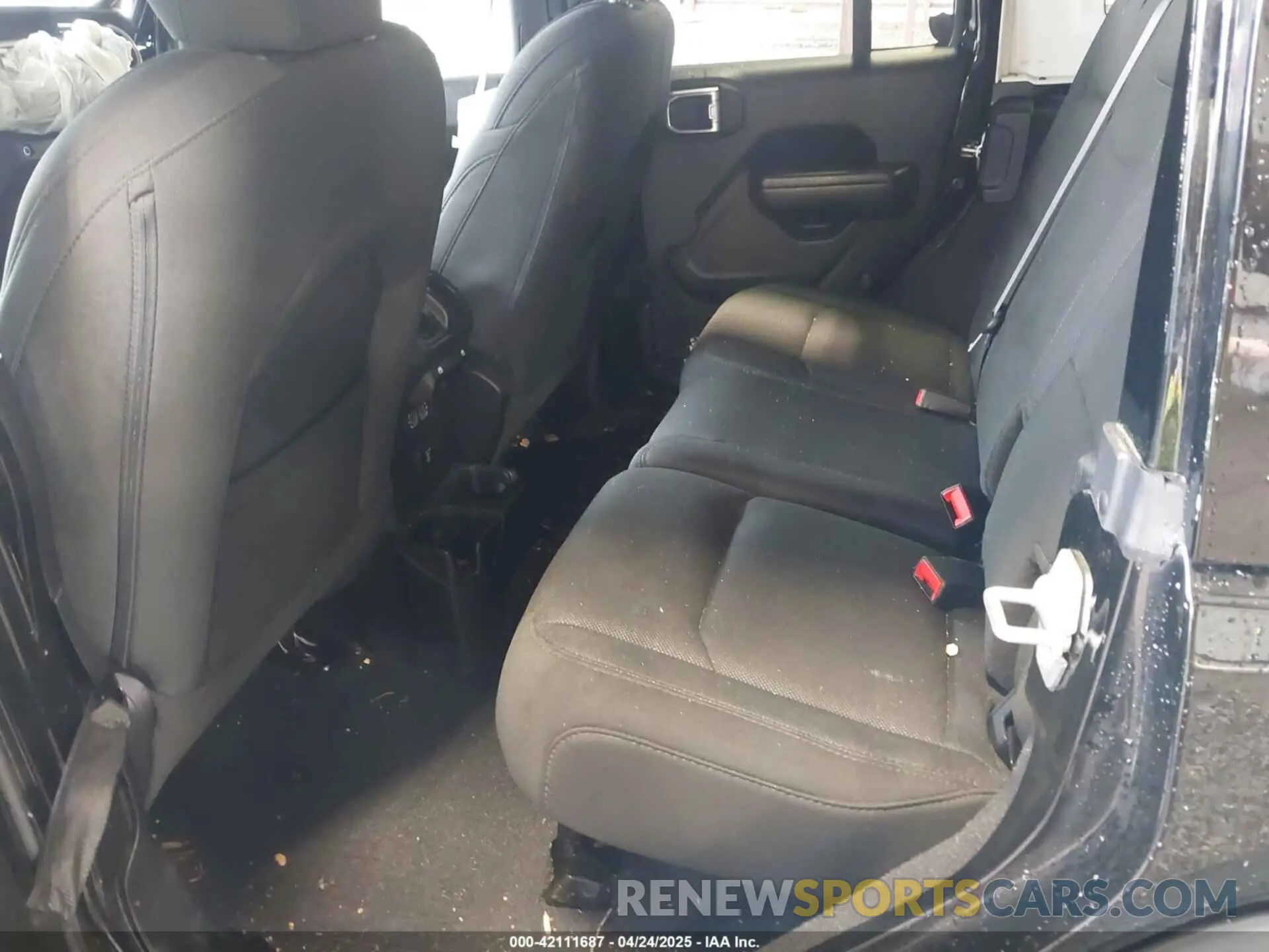 8 fotografías del automóvil dañado 1C4HJXDG0PW617101 JEEP WRANGLER 2023