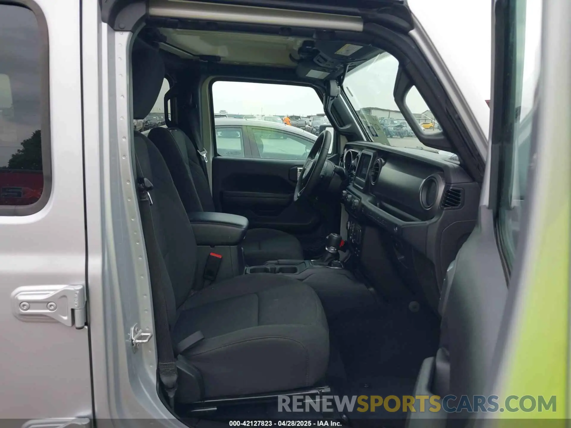 5 fotografías del automóvil dañado 1C4HJXDG2PW508235 JEEP WRANGLER 2023