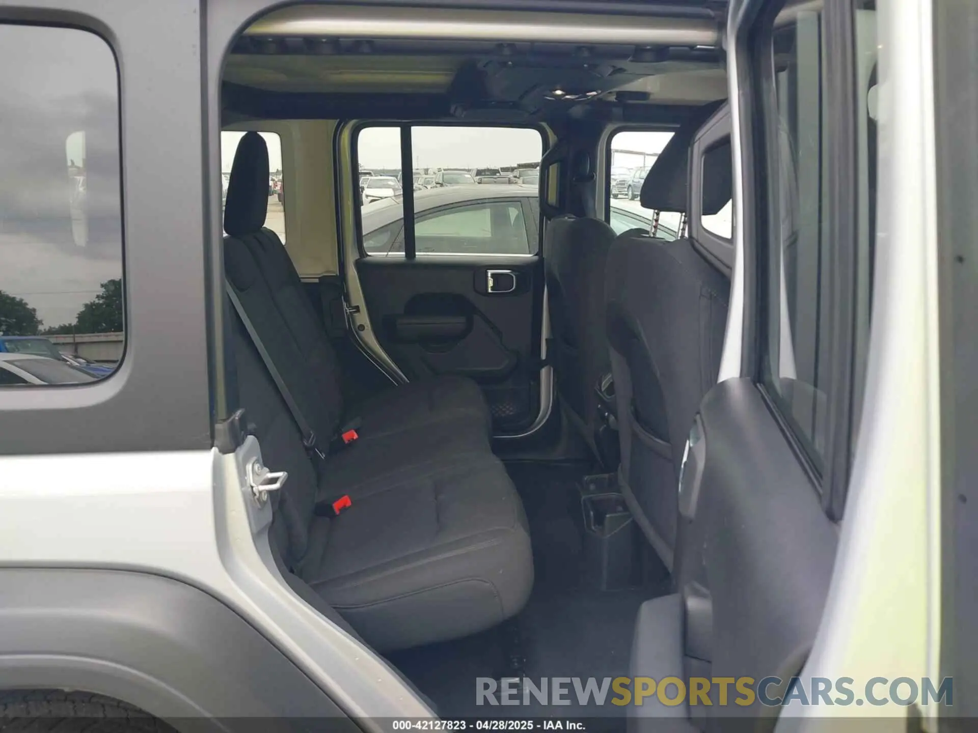 8 fotografías del automóvil dañado 1C4HJXDG2PW508235 JEEP WRANGLER 2023