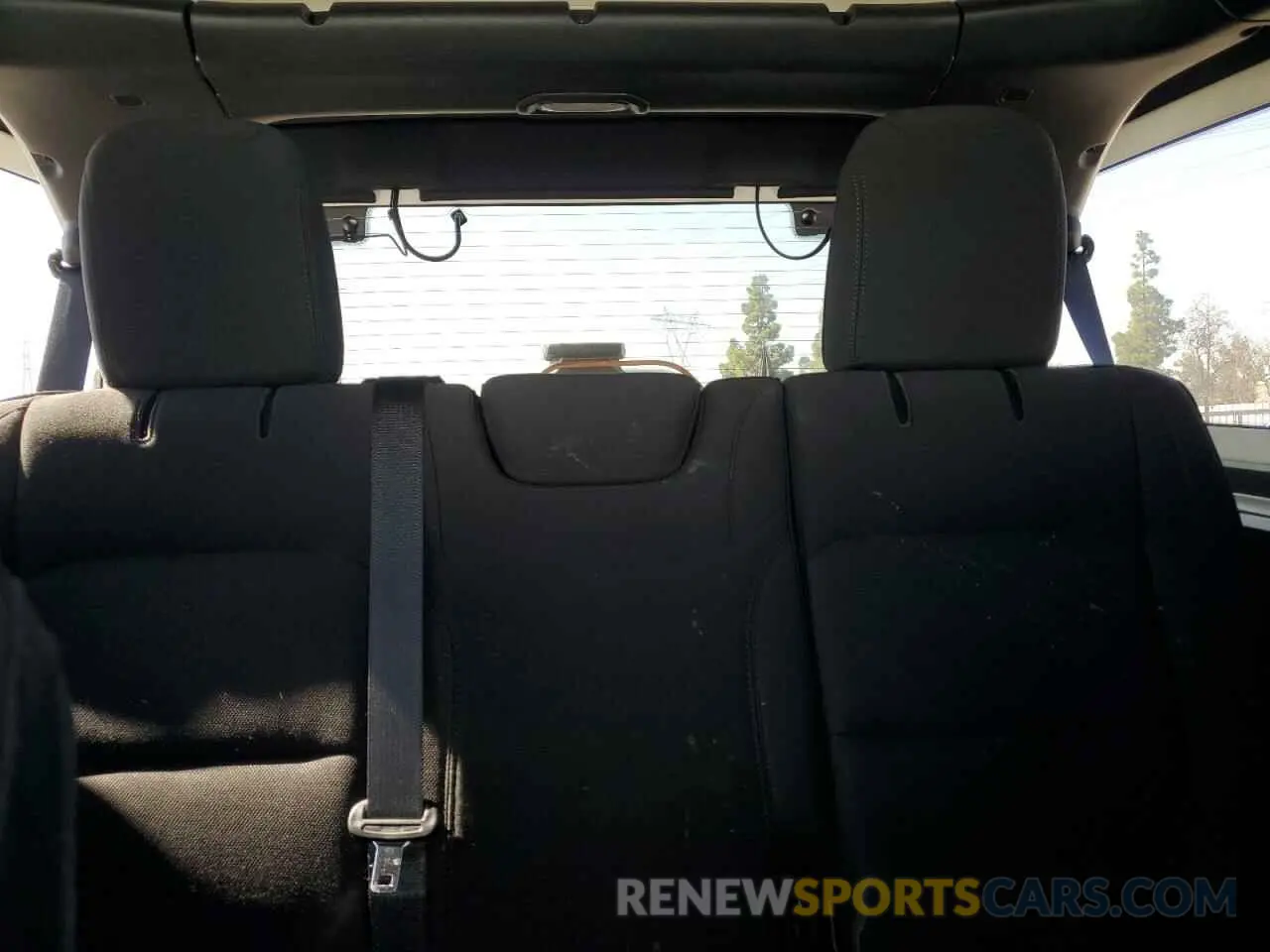 10 fotografías del automóvil dañado 1C4HJXDG3PW623930 JEEP WRANGLER 2023