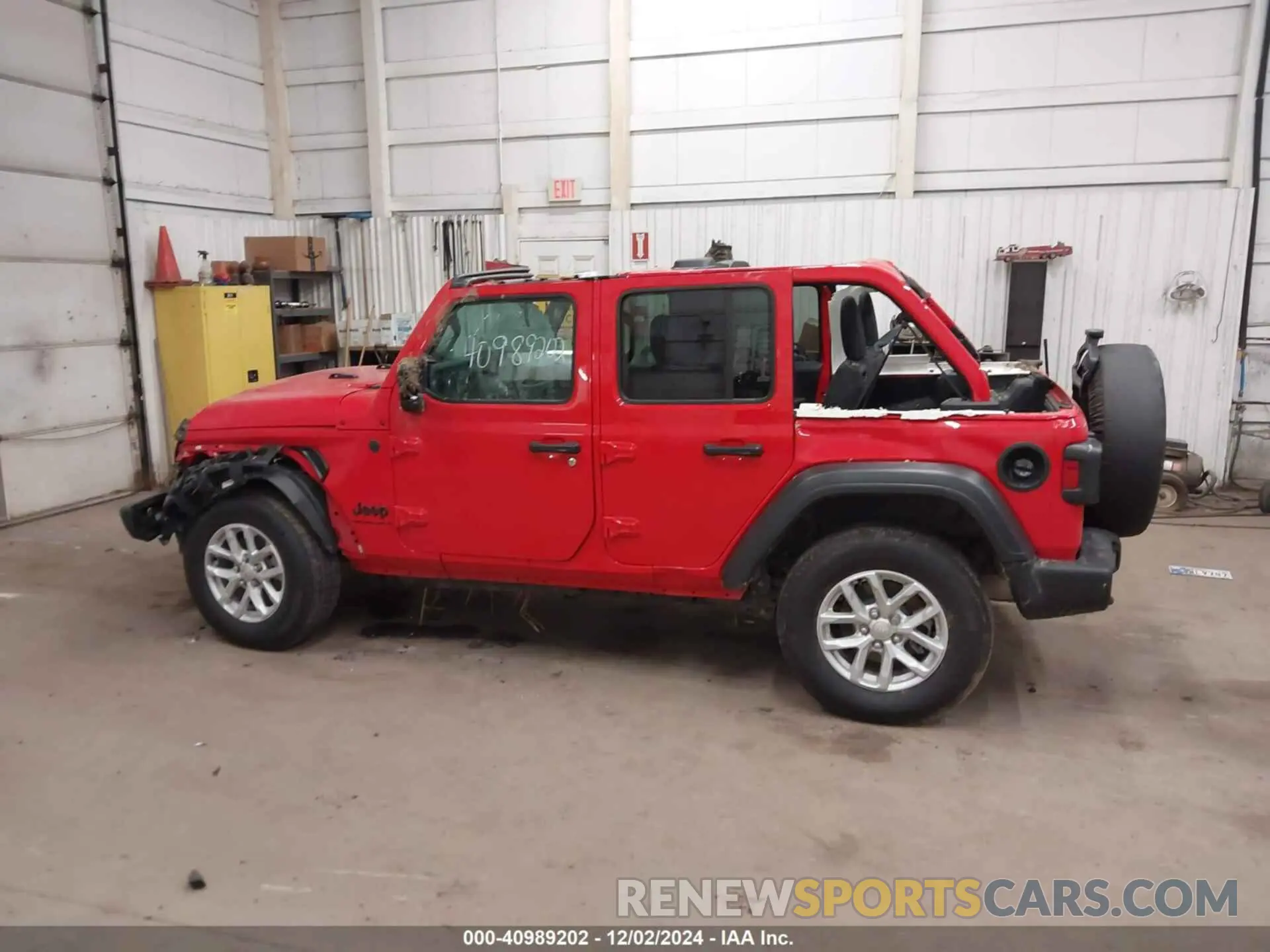 14 fotografías del automóvil dañado 1C4HJXDN1PW630003 JEEP WRANGLER 2023