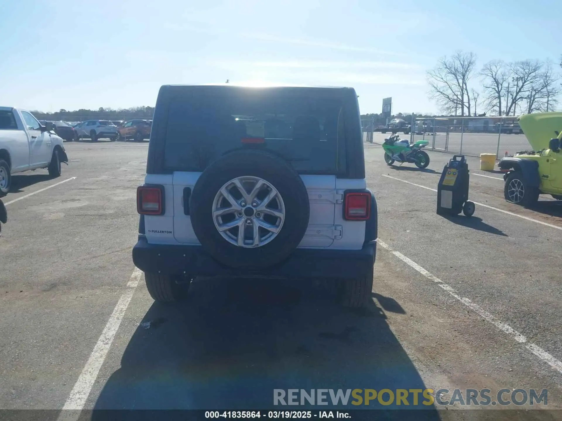 16 fotografías del automóvil dañado 1C4HJXDN4PW702277 JEEP WRANGLER 2023