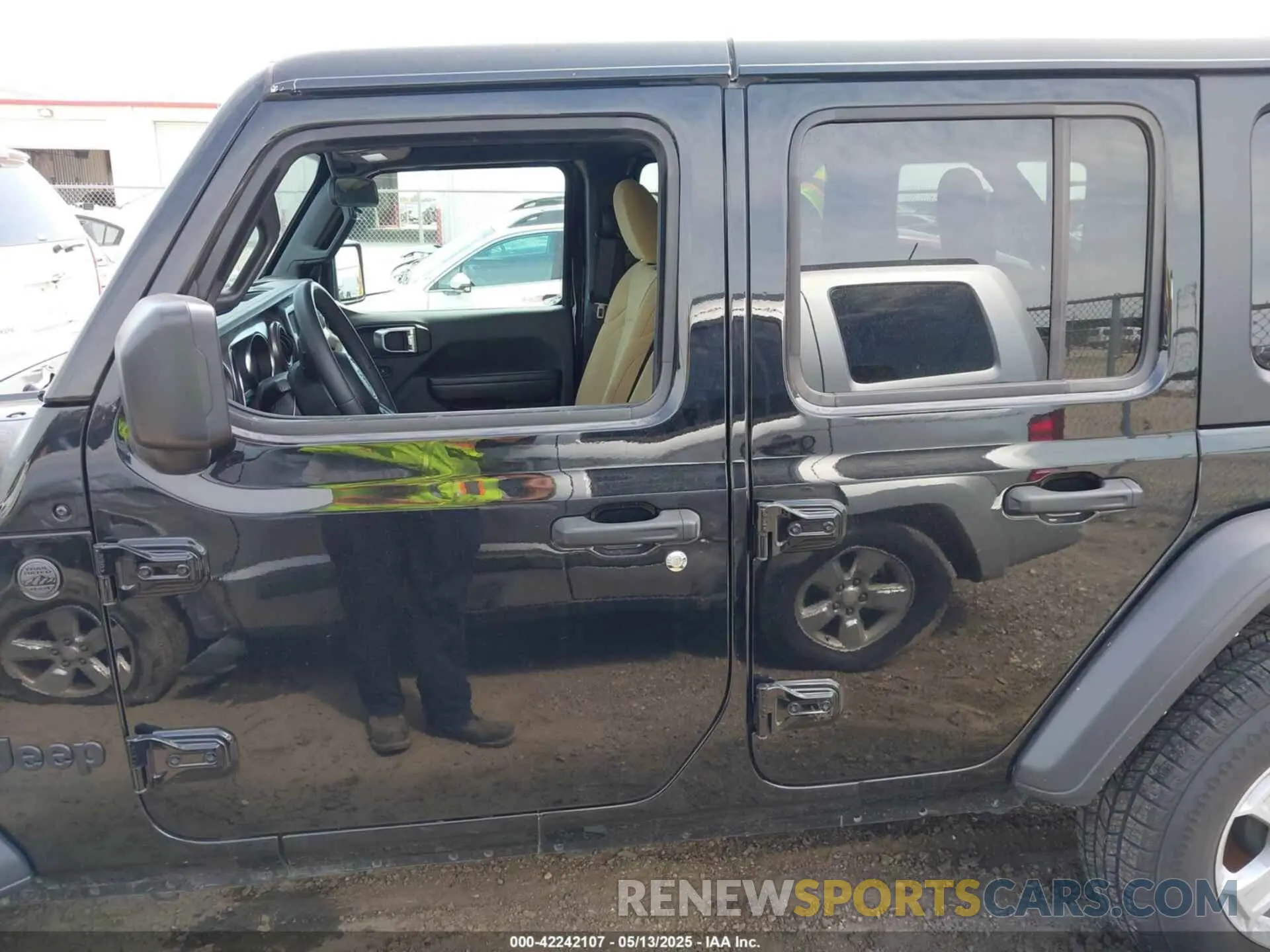 14 fotografías del automóvil dañado 1C4HJXDN6PW599895 JEEP WRANGLER 2023