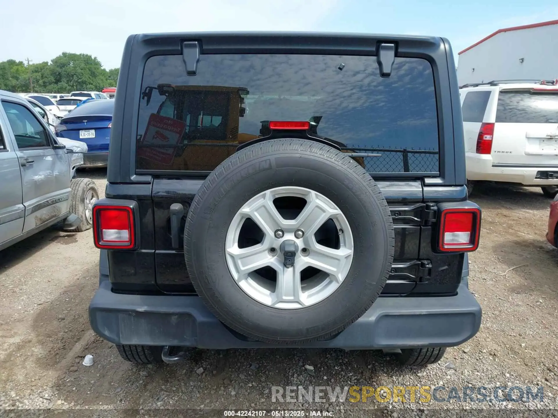 16 fotografías del automóvil dañado 1C4HJXDN6PW599895 JEEP WRANGLER 2023