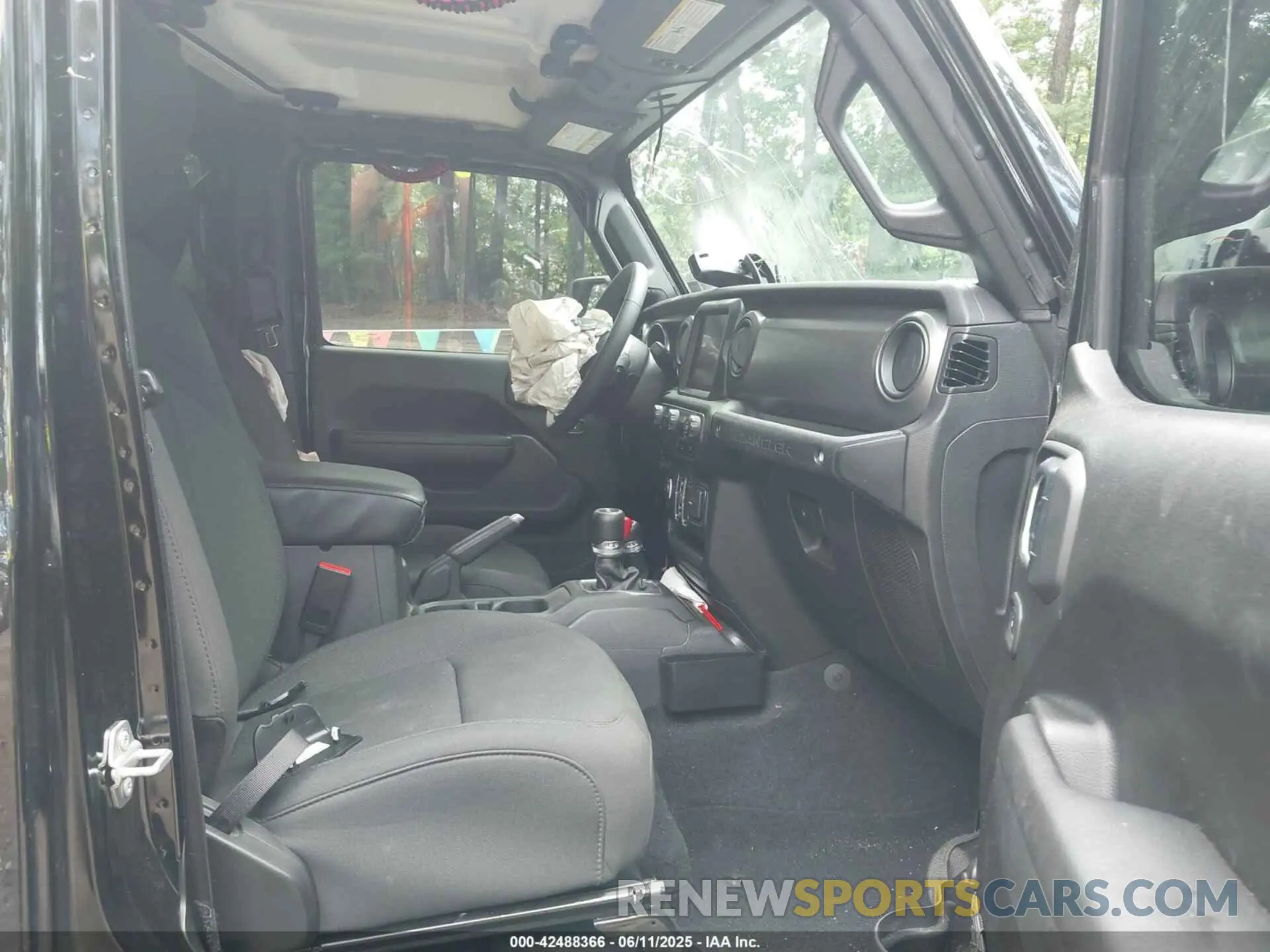 5 fotografías del automóvil dañado 1C4HJXDN9PW638995 JEEP WRANGLER 2023