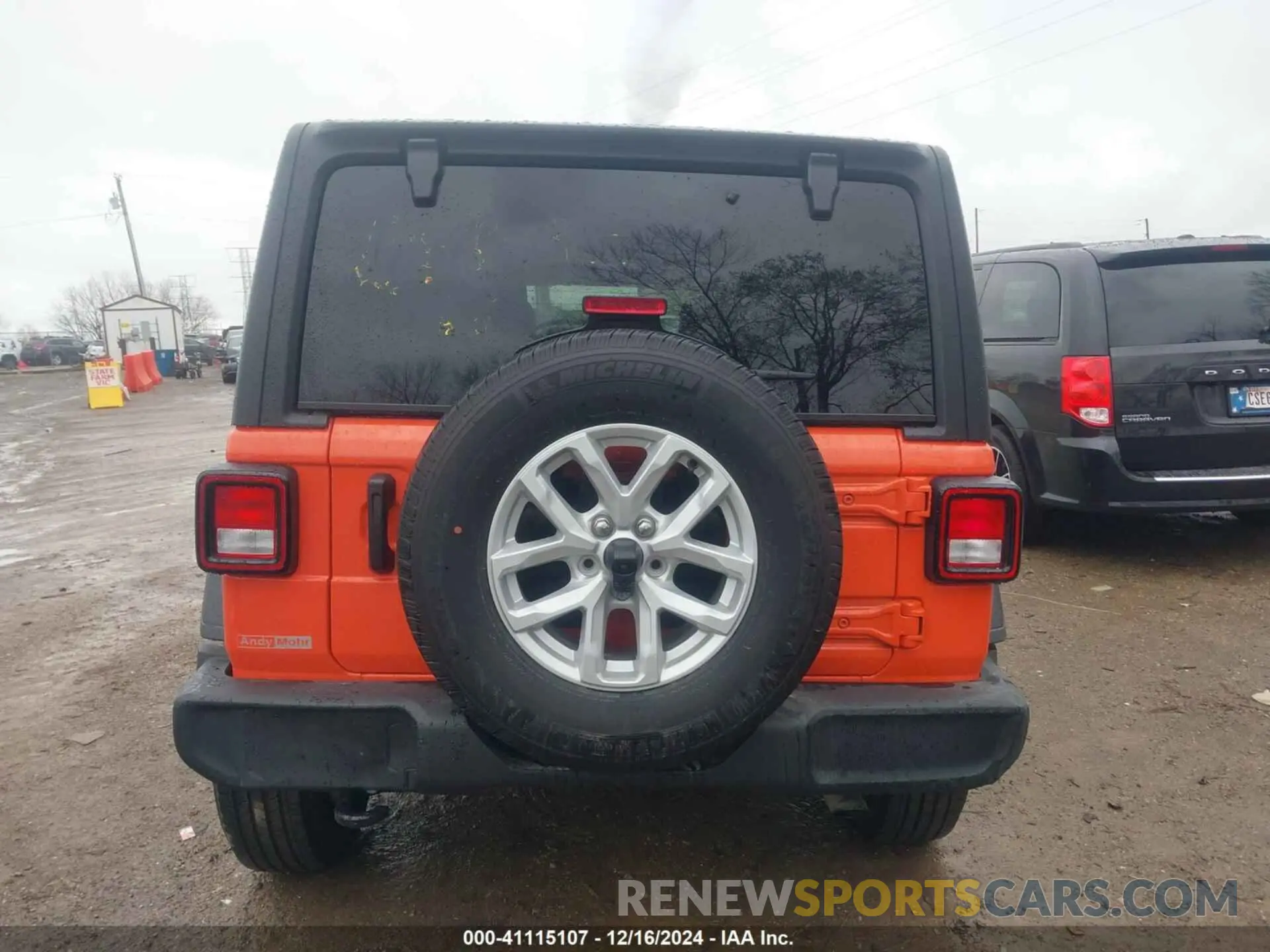 16 fotografías del automóvil dañado 1C4HJXDNXPW678356 JEEP WRANGLER 2023