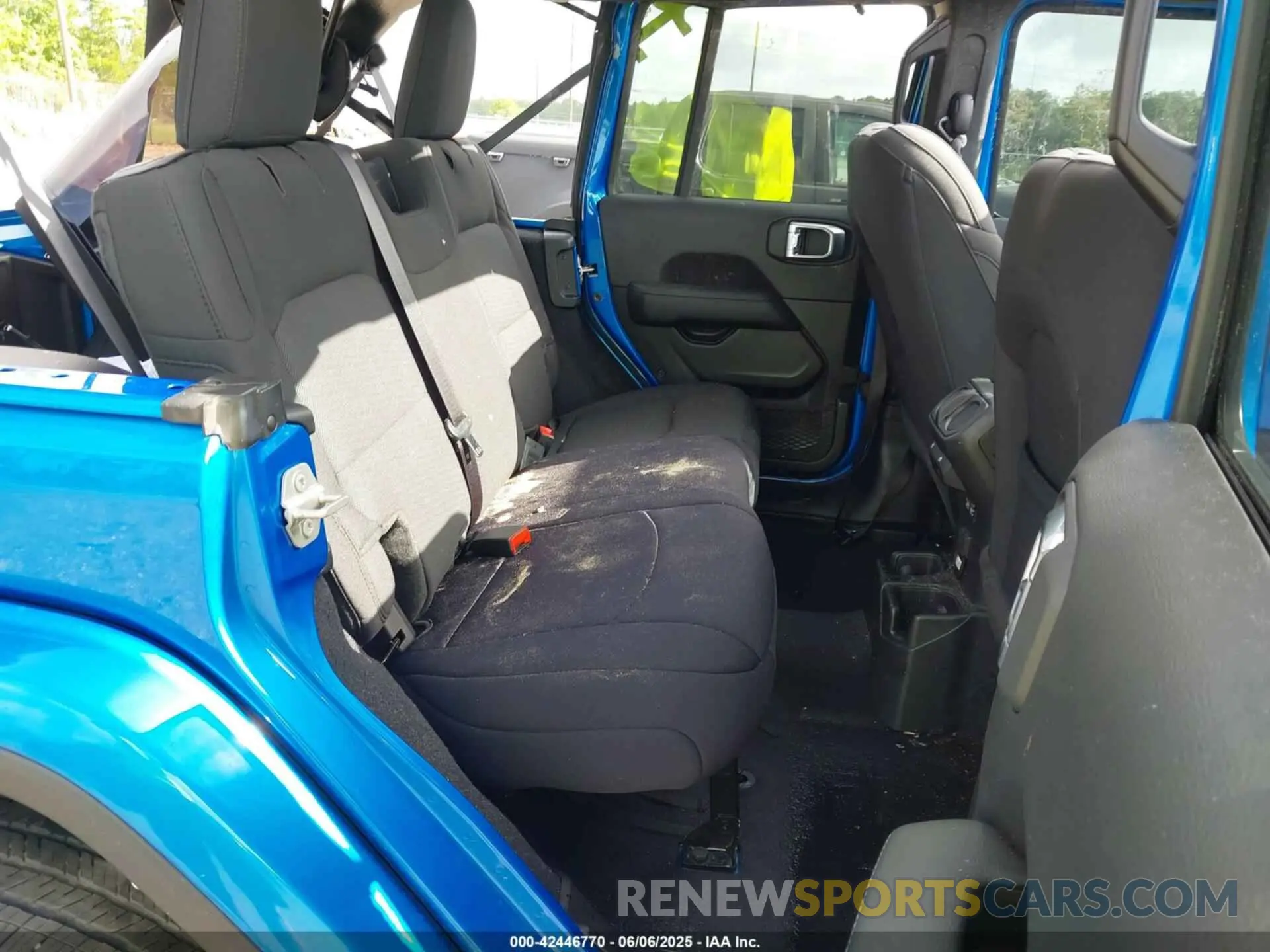 8 fotografías del automóvil dañado 1C4HJXEN6PW686565 JEEP WRANGLER 2023