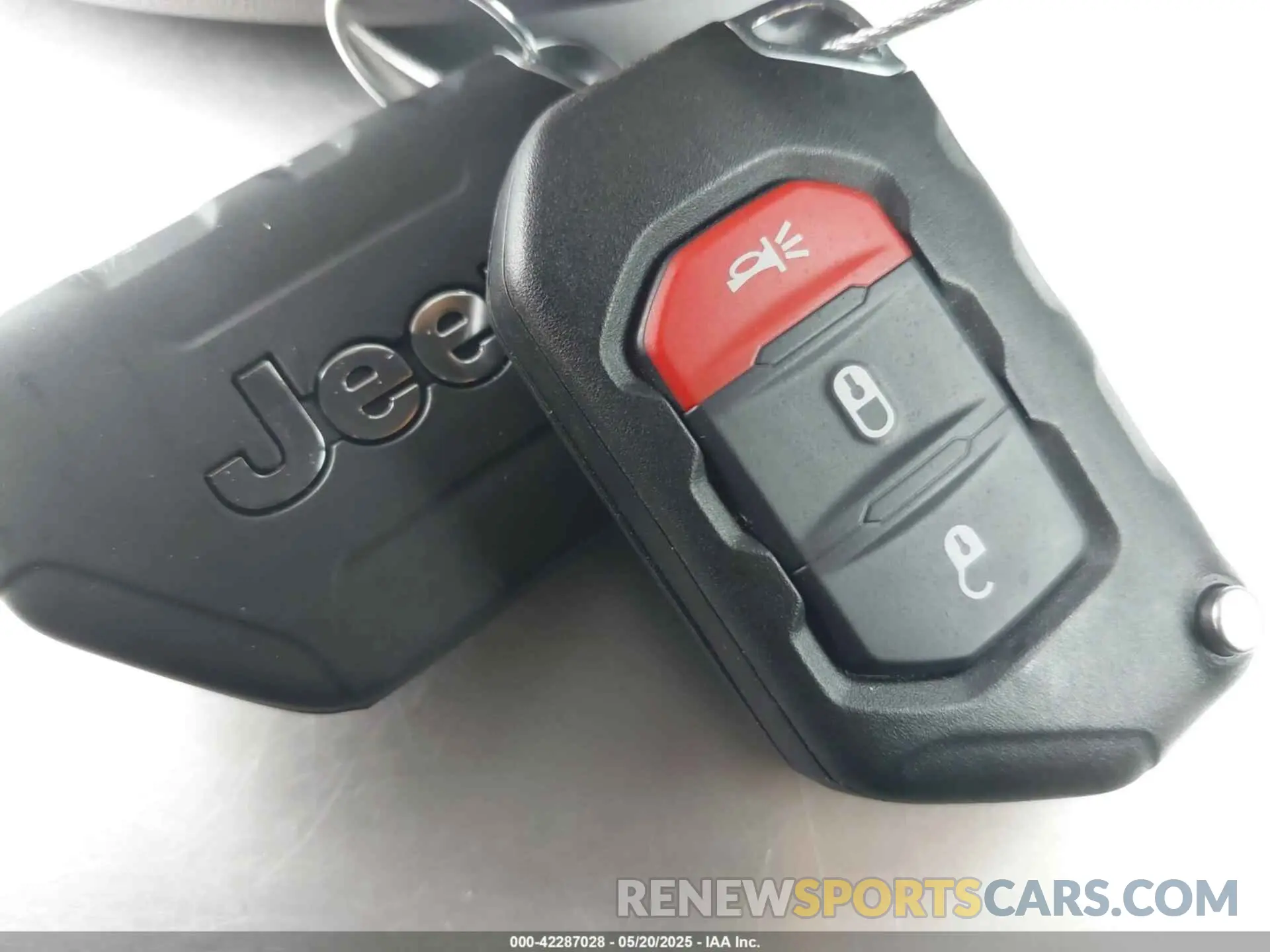 11 fotografías del automóvil dañado 1C4HJXEN9PW508133 JEEP WRANGLER 2023