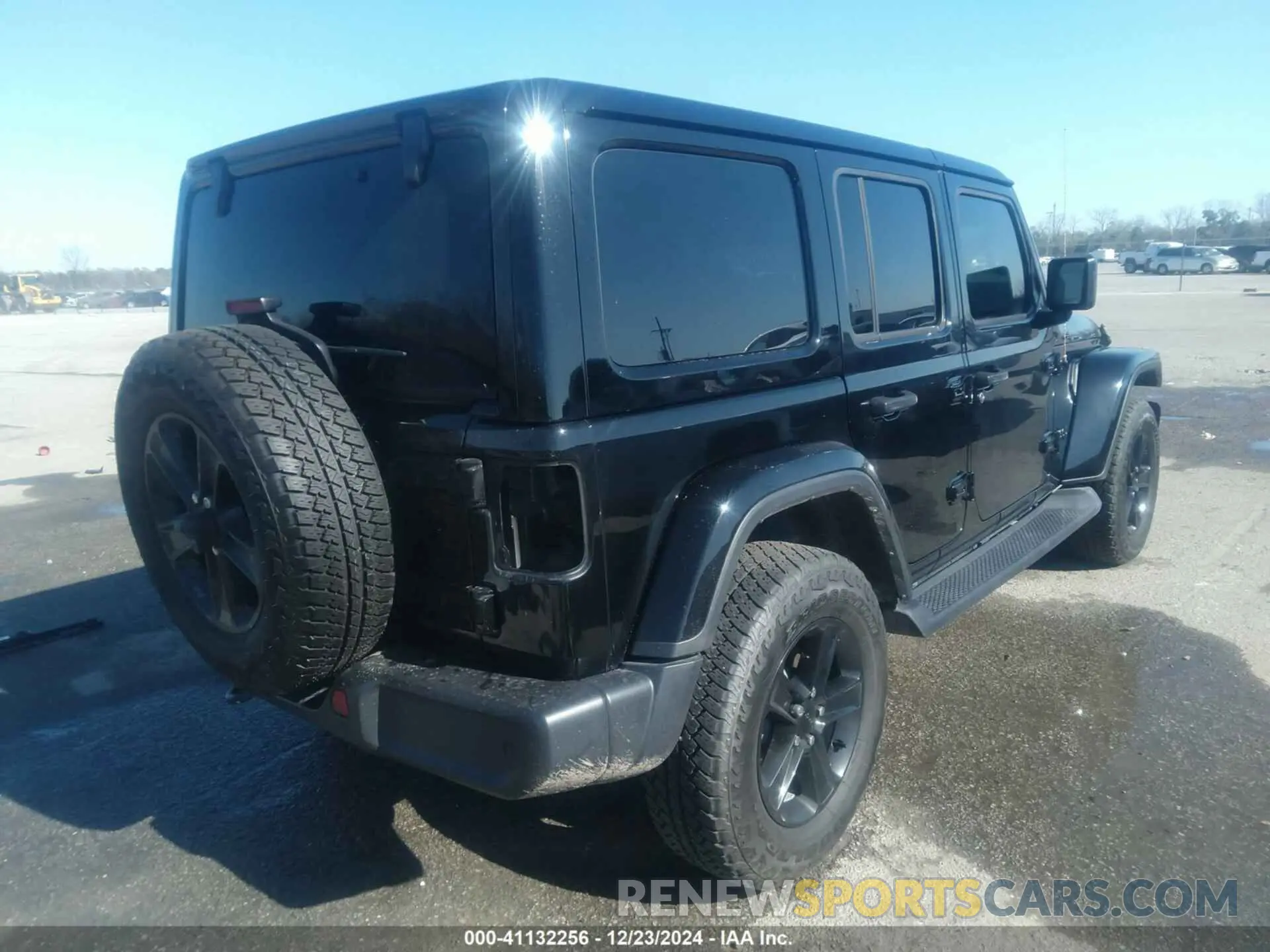 4 fotografías del automóvil dañado 1C4HJXEN9PW624996 JEEP WRANGLER 2023