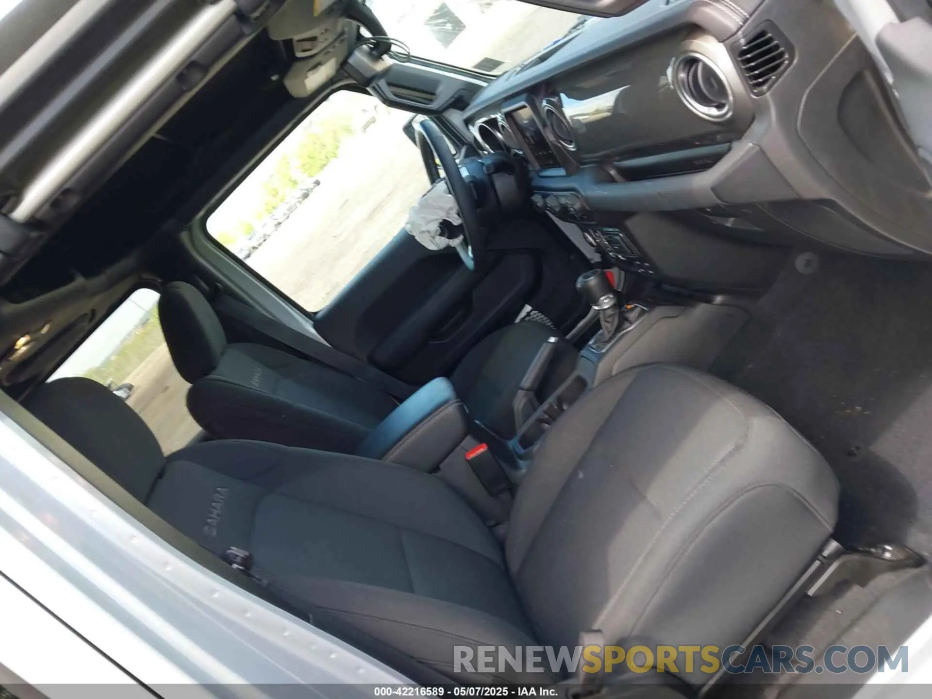 5 fotografías del automóvil dañado 1C4HJXEN9PW634797 JEEP WRANGLER 2023