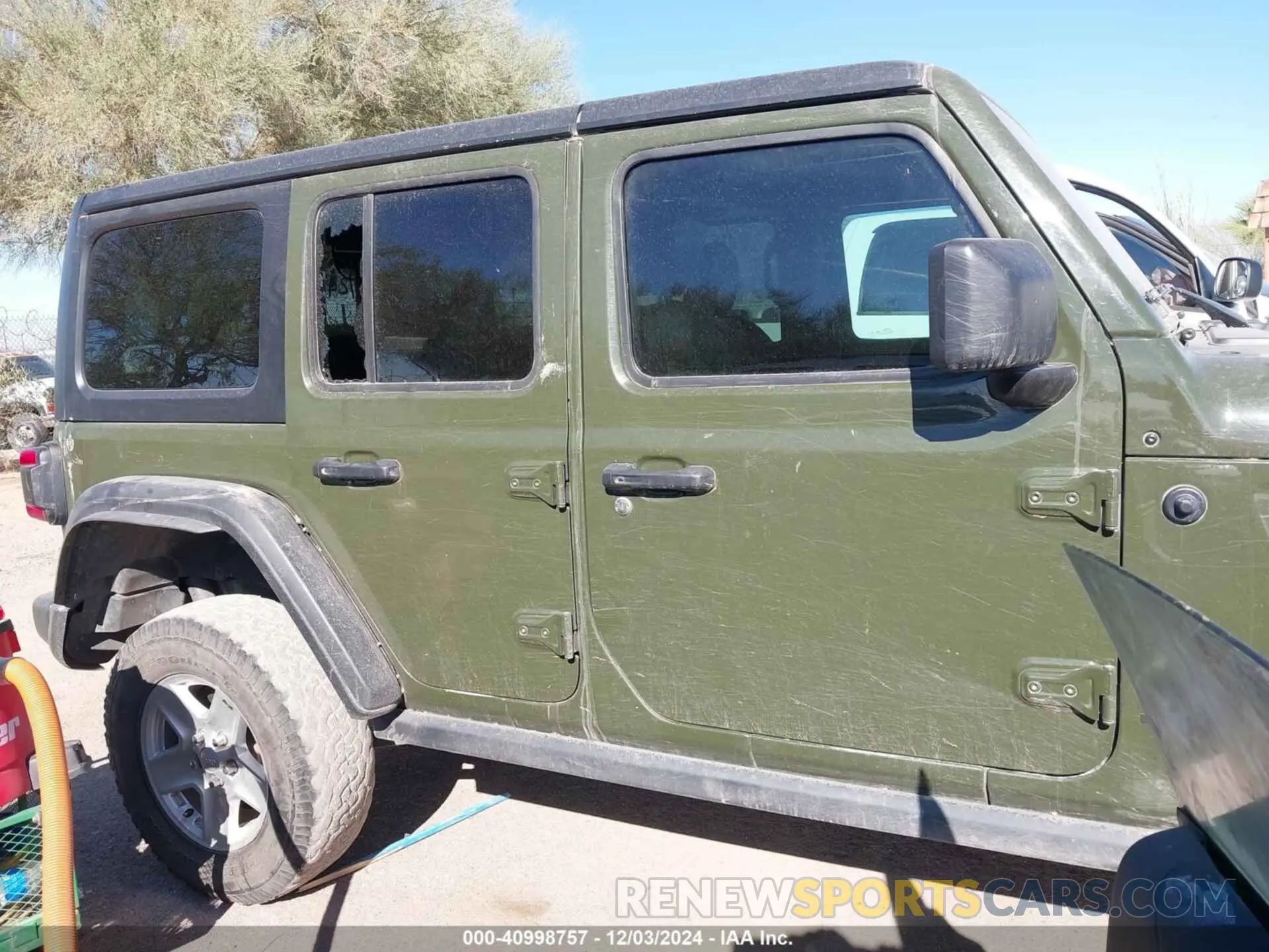 12 fotografías del automóvil dañado 1C4JJXFG8PW518234 JEEP WRANGLER 2023