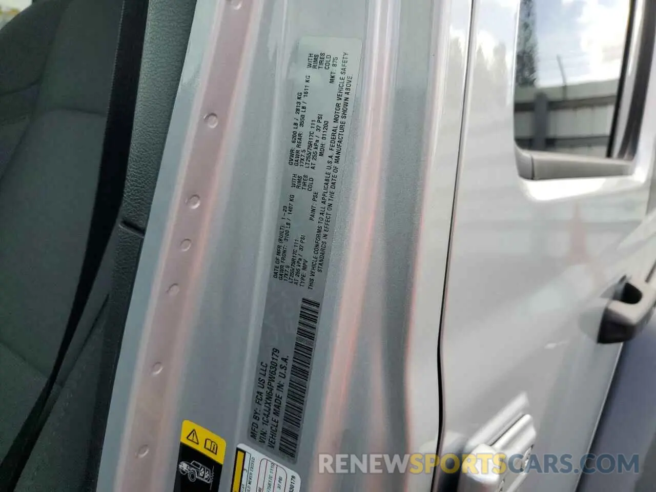12 fotografías del automóvil dañado 1C4JJXN64PW630179 JEEP WRANGLER 2023