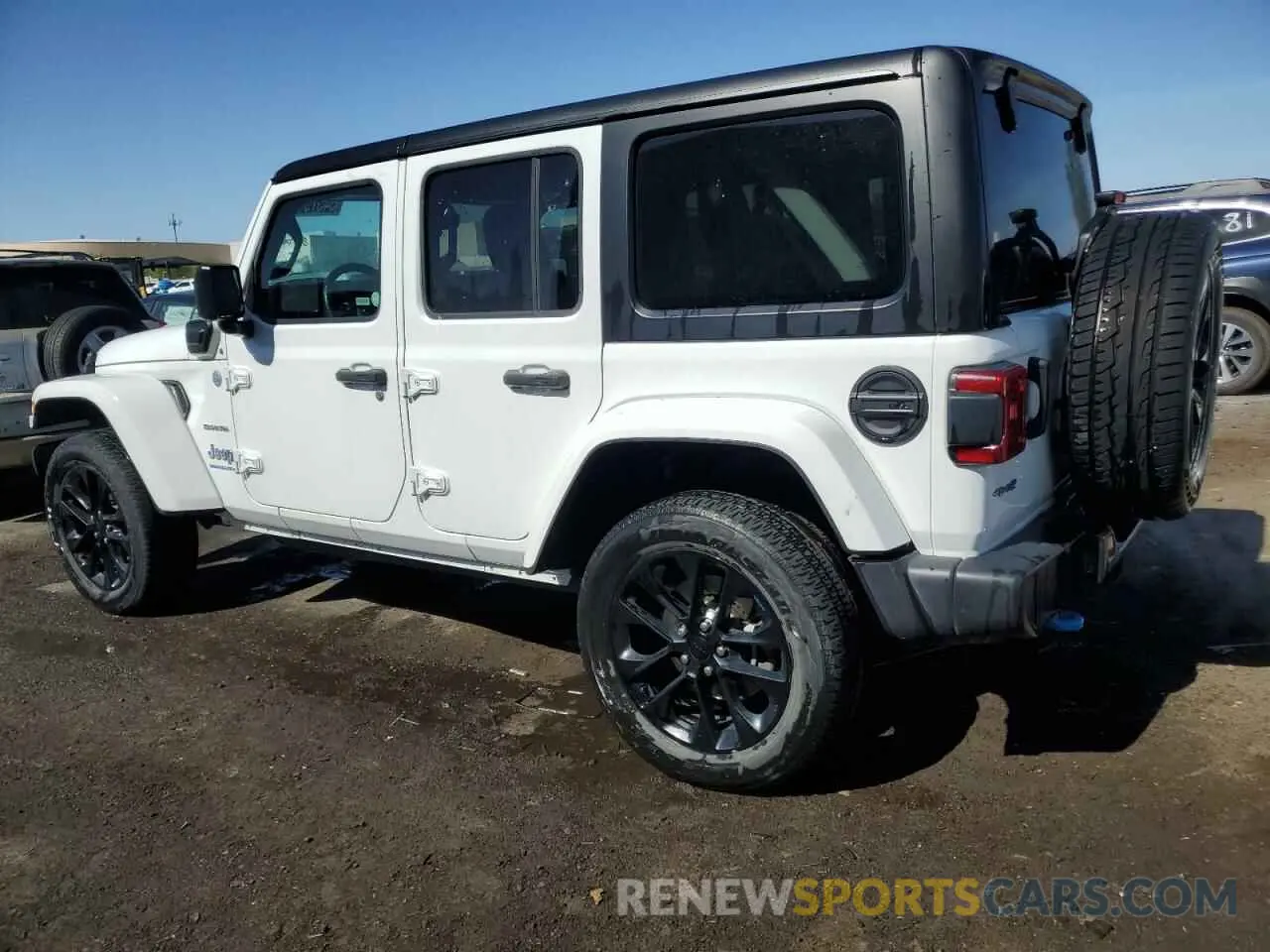 2 fotografías del automóvil dañado 1C4JJXP67PW630321 JEEP WRANGLER 2023
