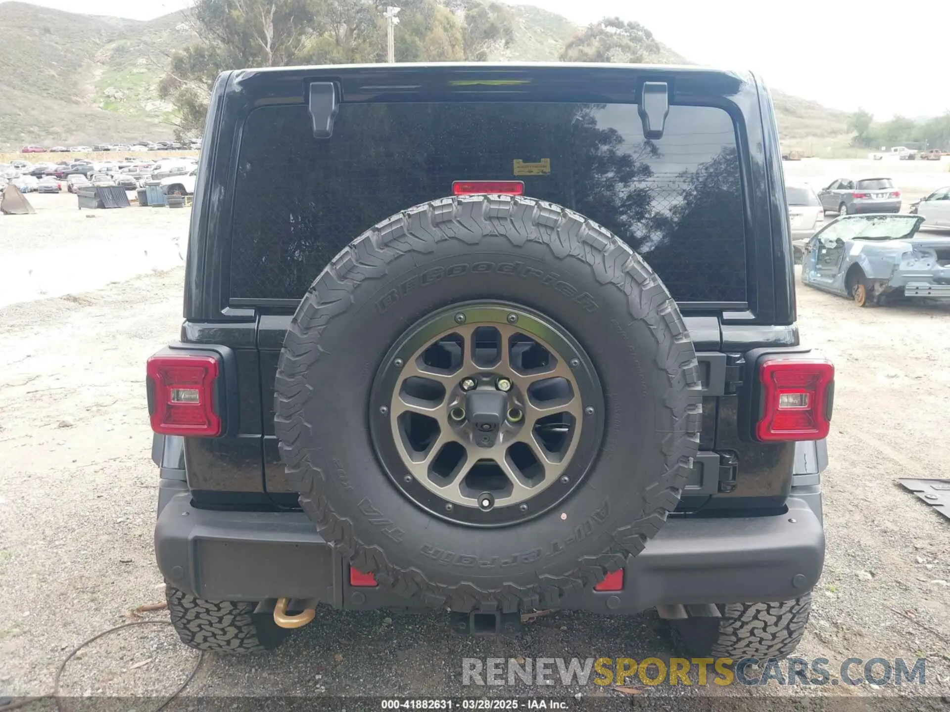 16 fotografías del automóvil dañado 1C4JJXSJ3PW694593 JEEP WRANGLER 2023