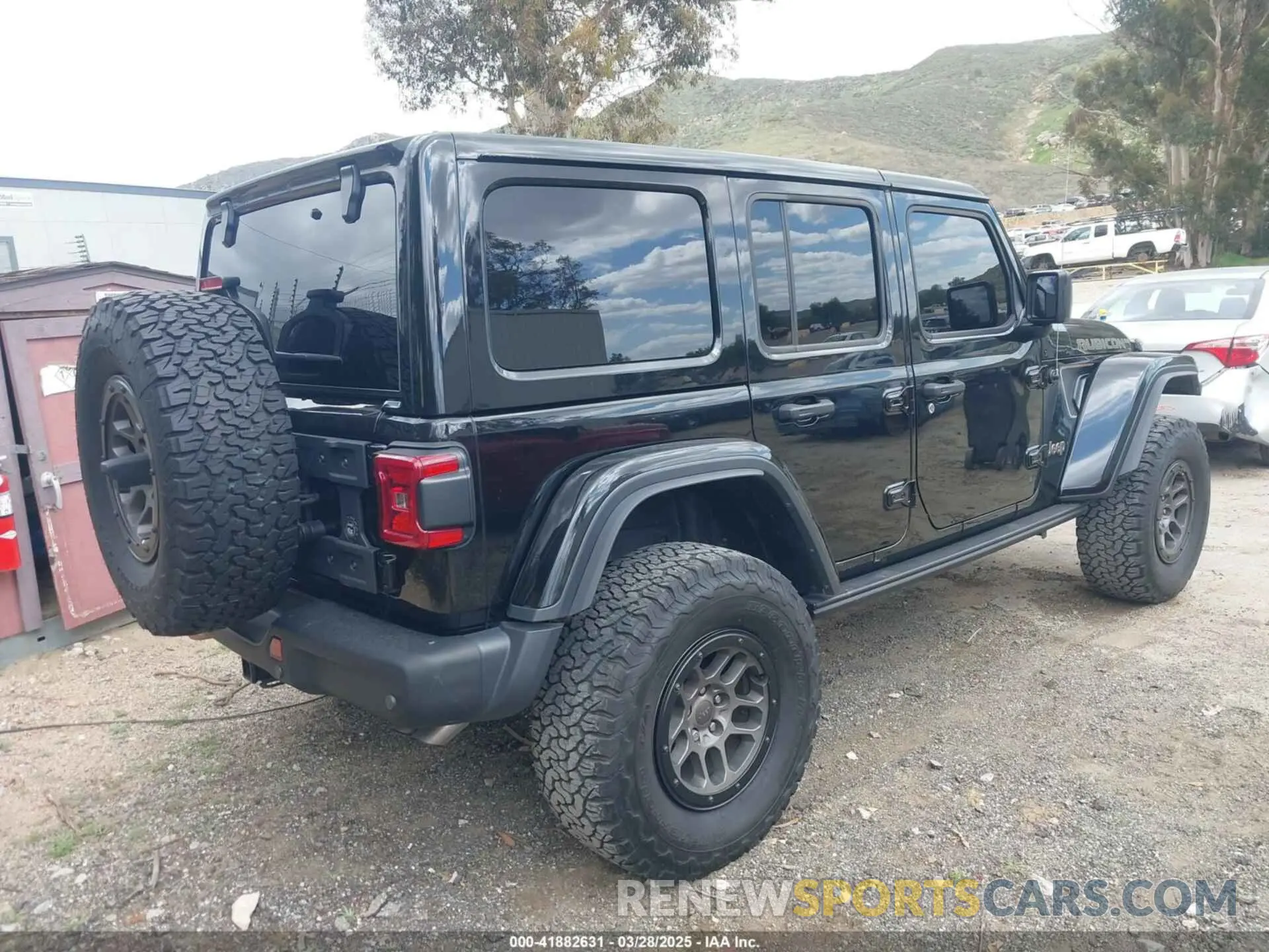 4 fotografías del automóvil dañado 1C4JJXSJ3PW694593 JEEP WRANGLER 2023